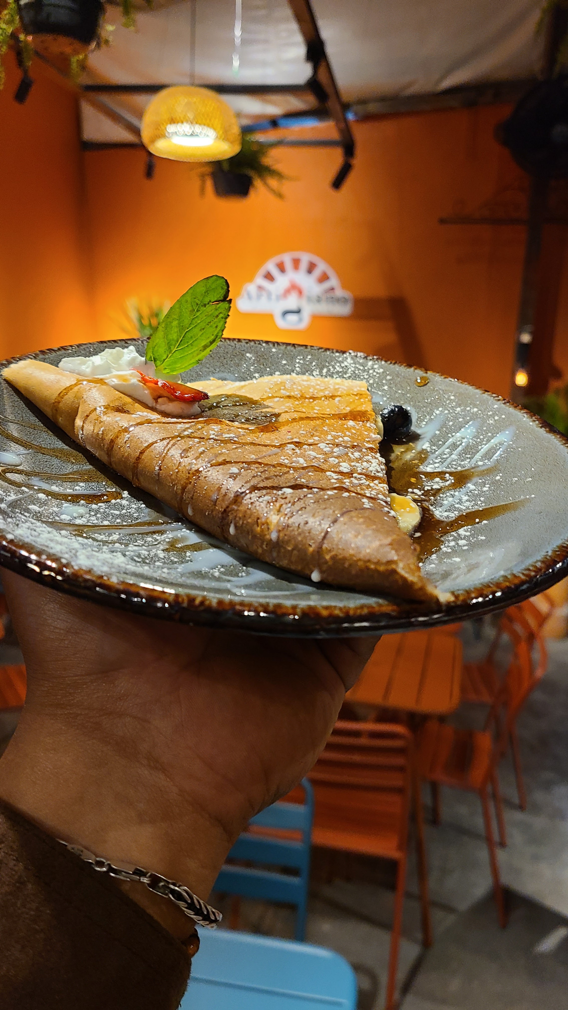 Artigiano pizza café image 7