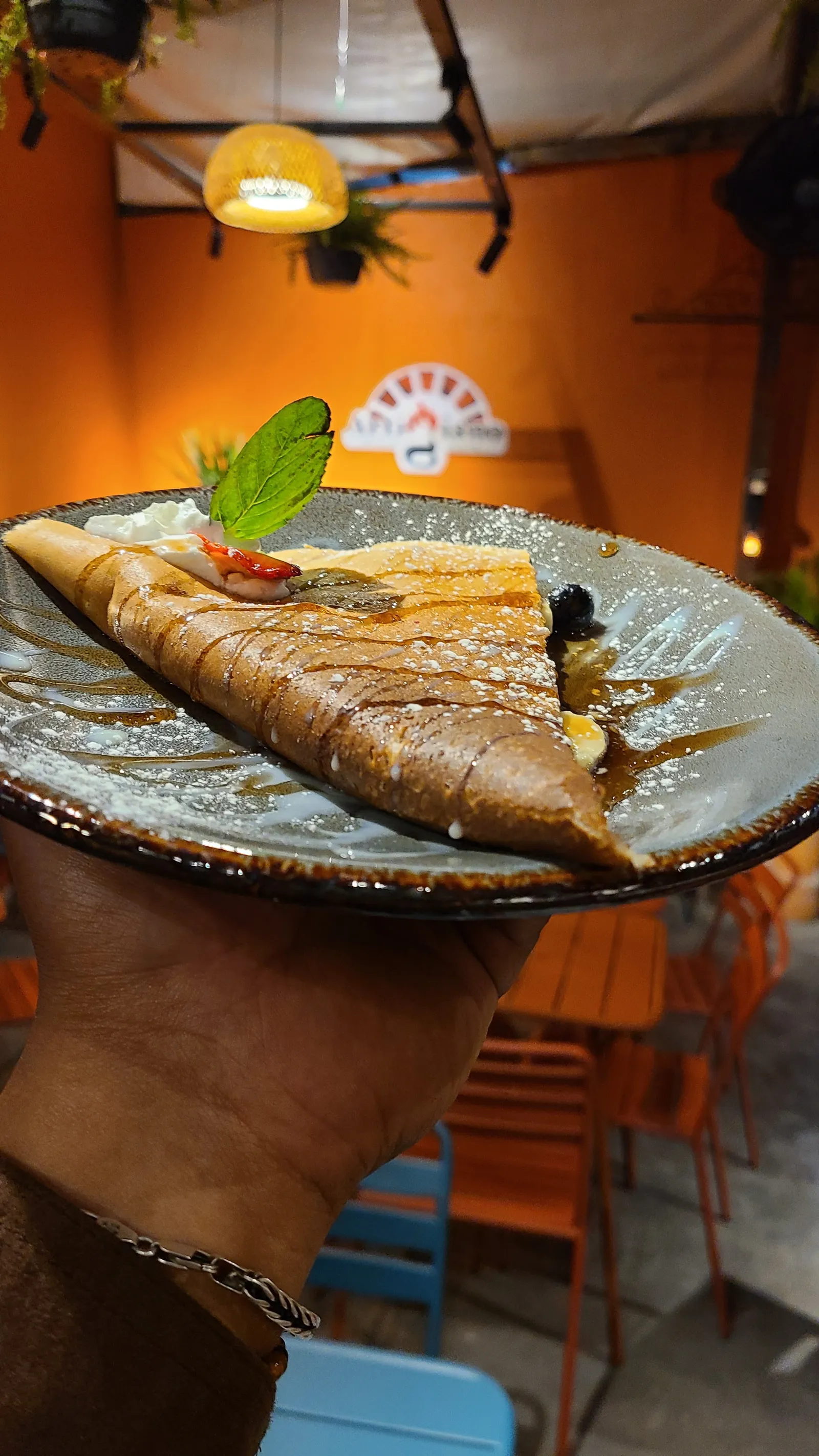 Artigiano pizza café image 7