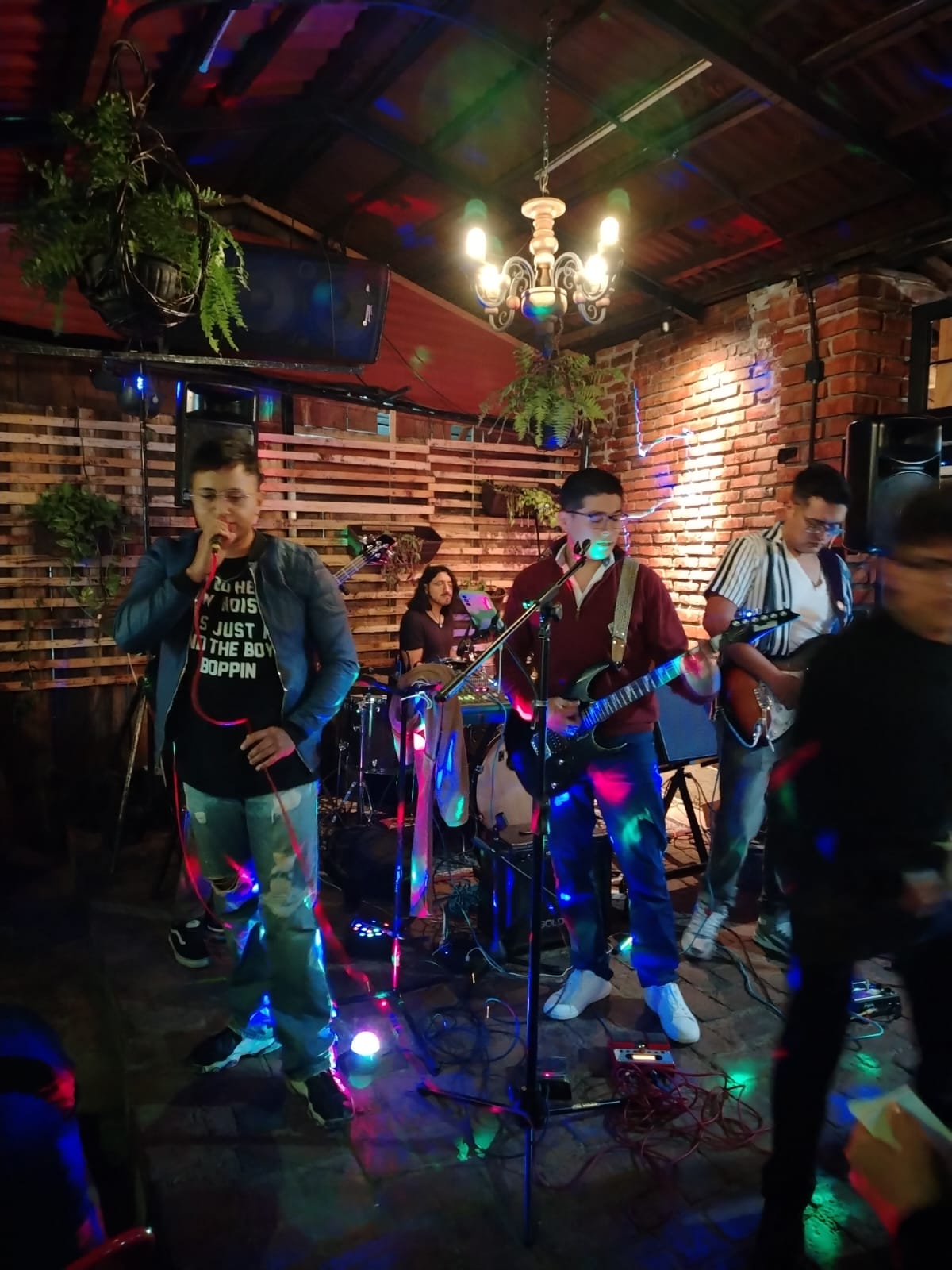 El Trova Restaurante Bar image 6