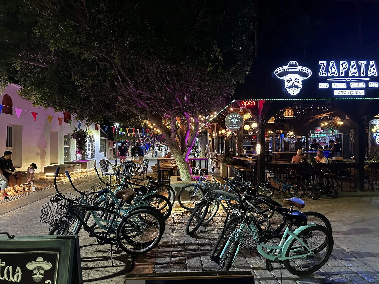 ZAPATA CANTINA image 4