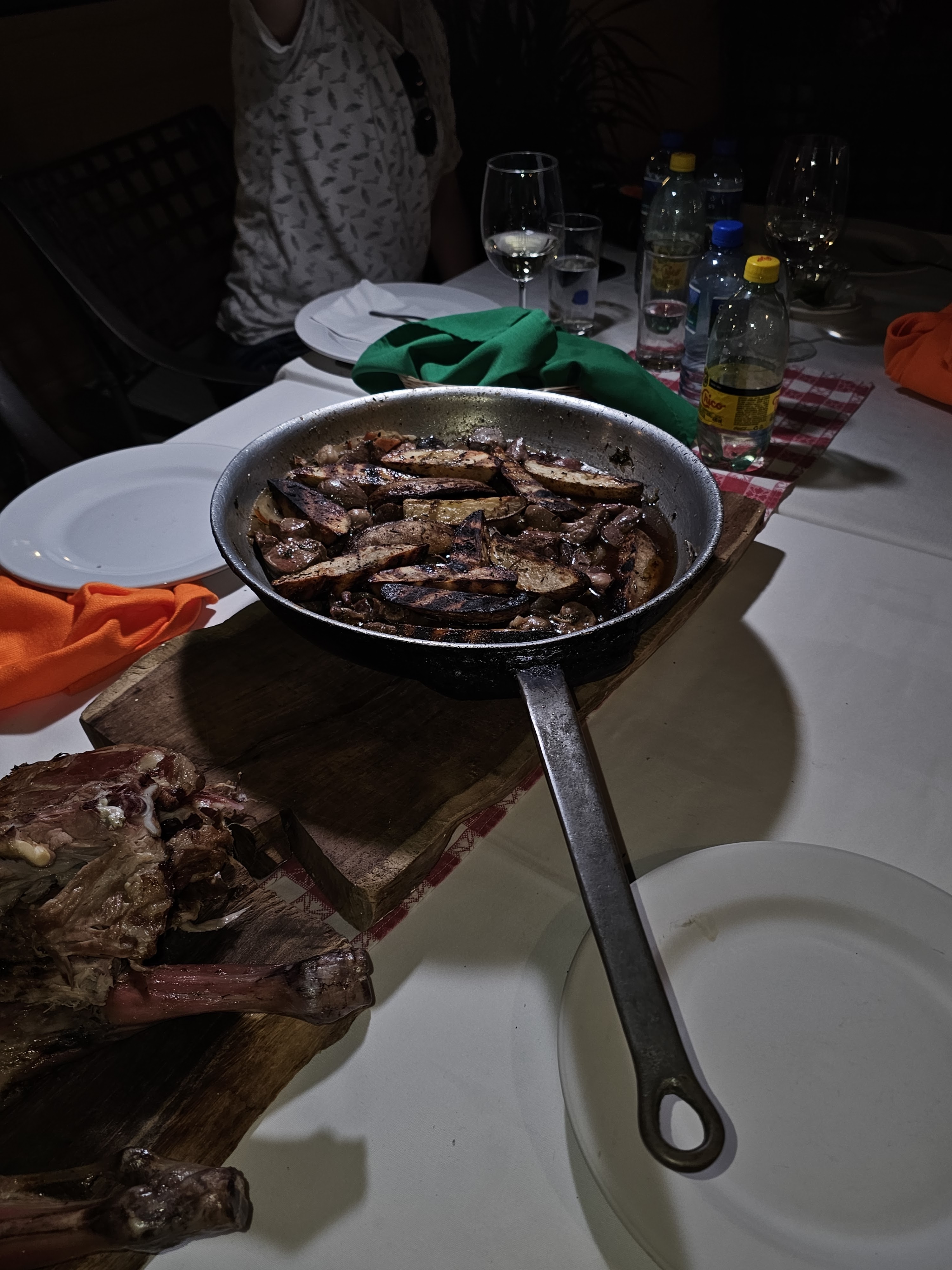 Oasis Restaurant image 2