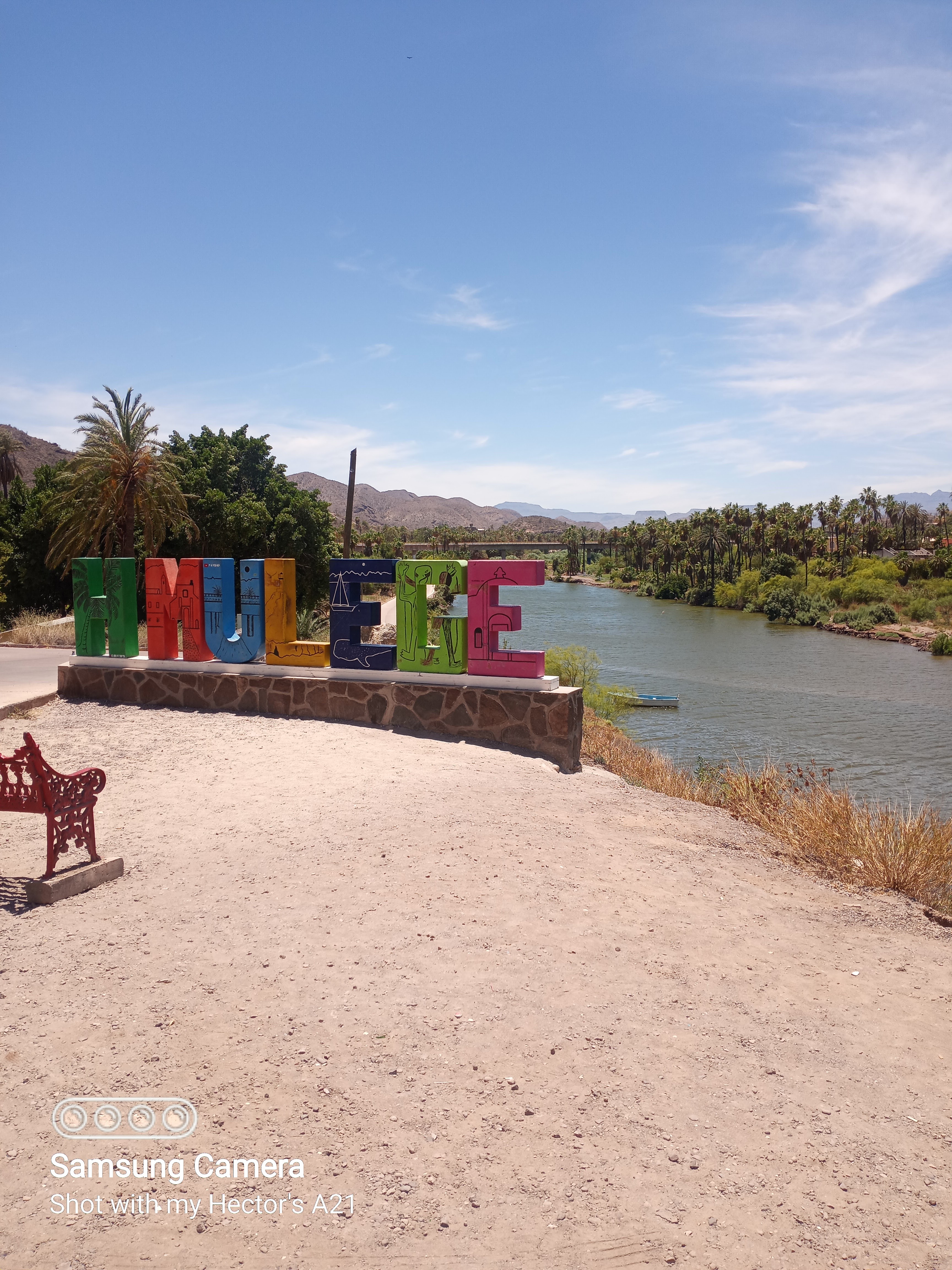 Oasis Restaurant image 10