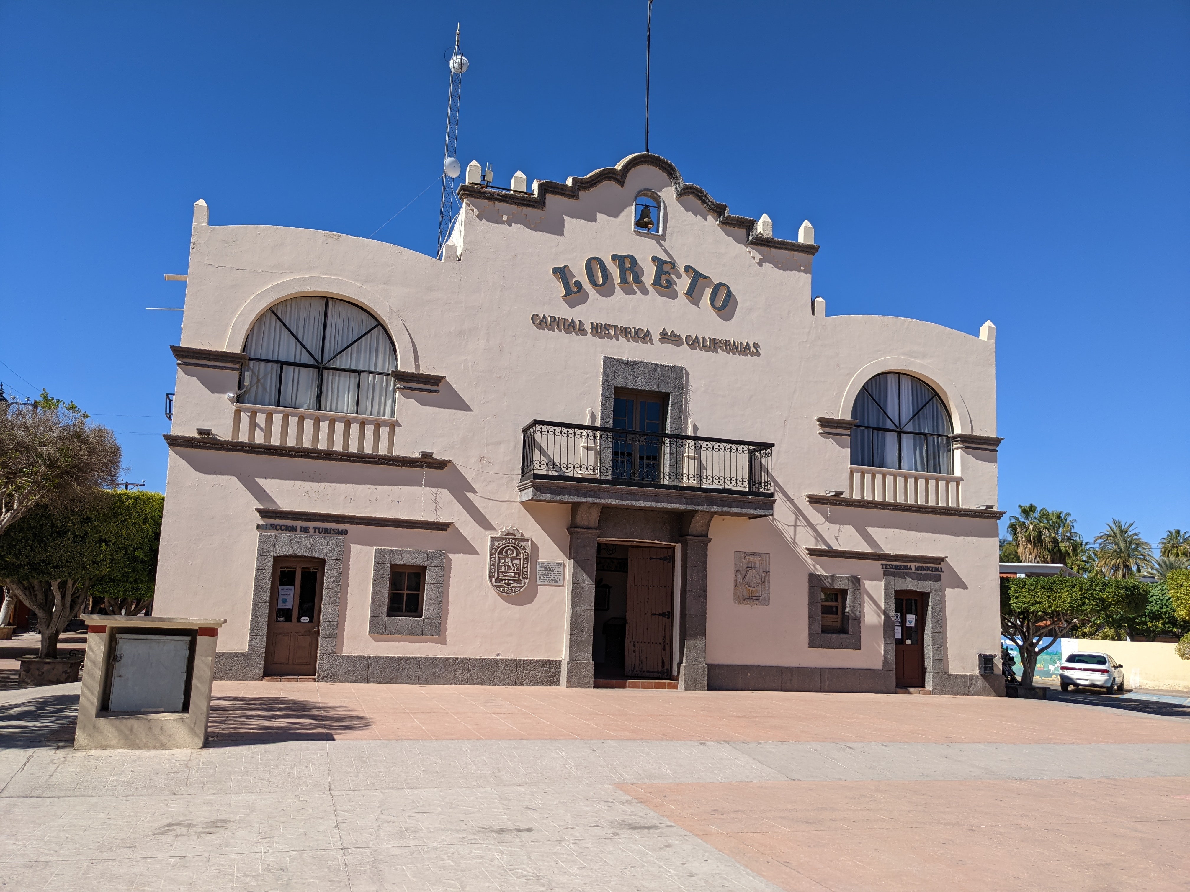 Claudias Margaritas Loreto image 7