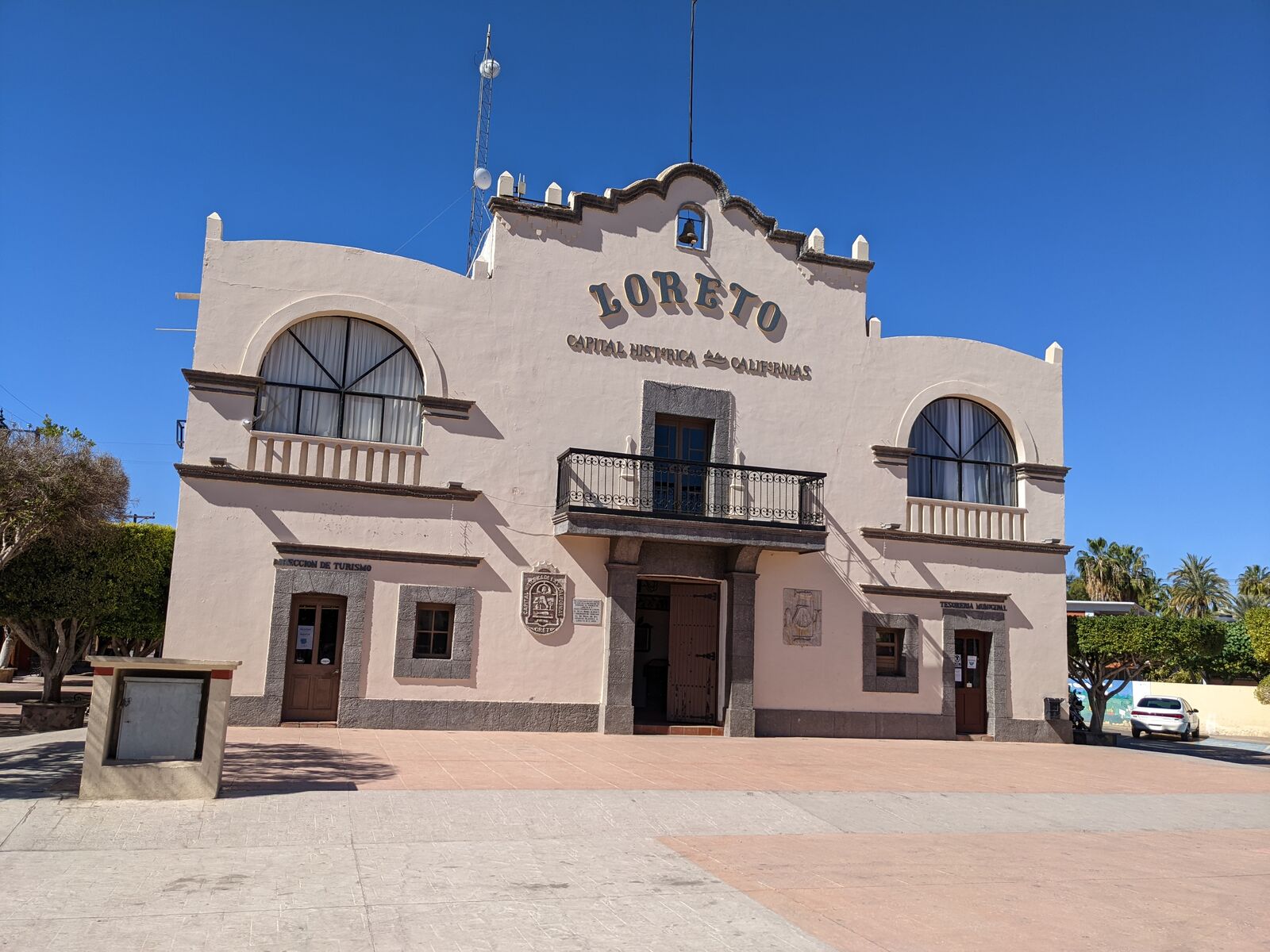 Claudias Margaritas Loreto image 7