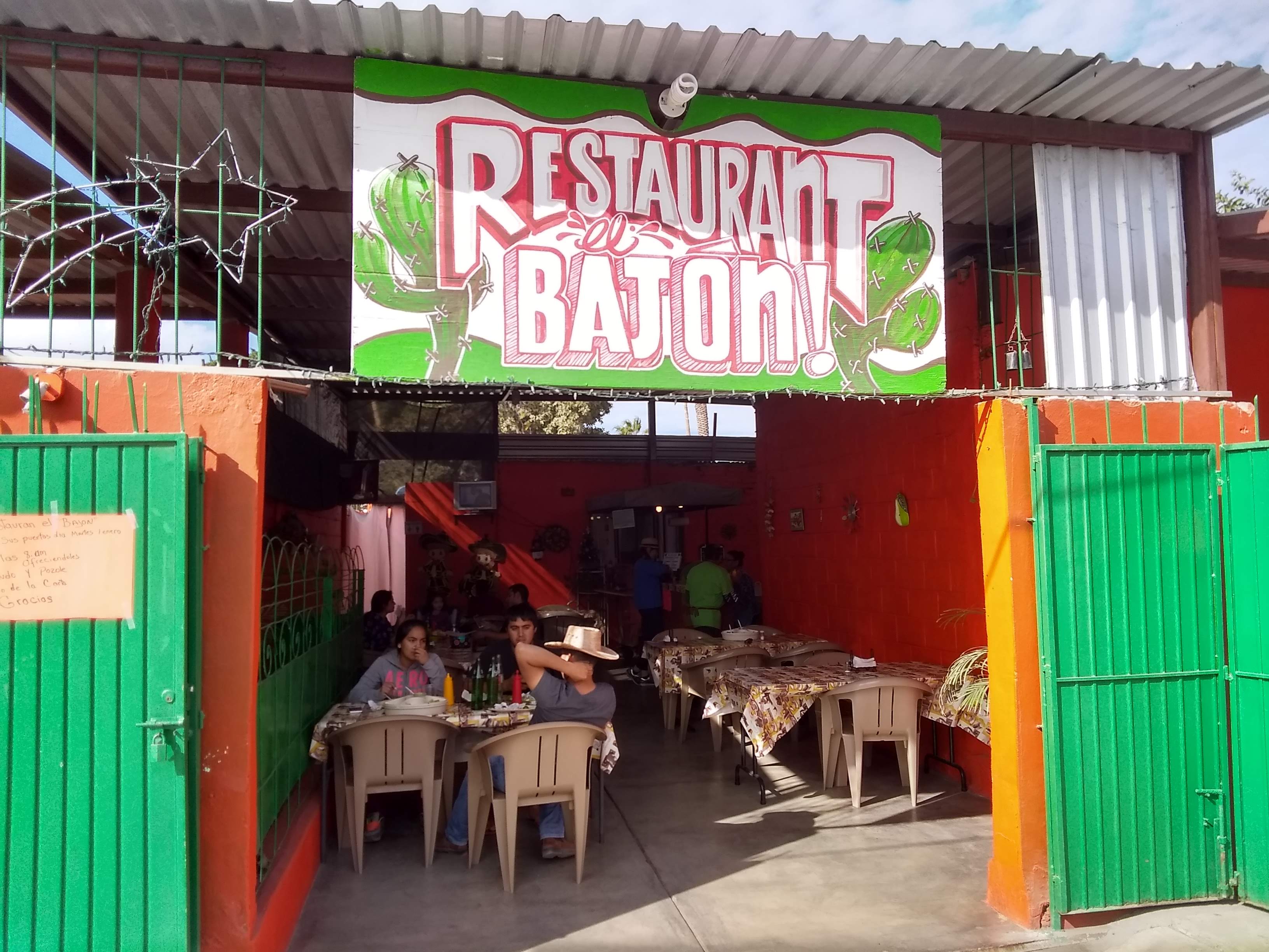 El Bajón Restaurant image 1