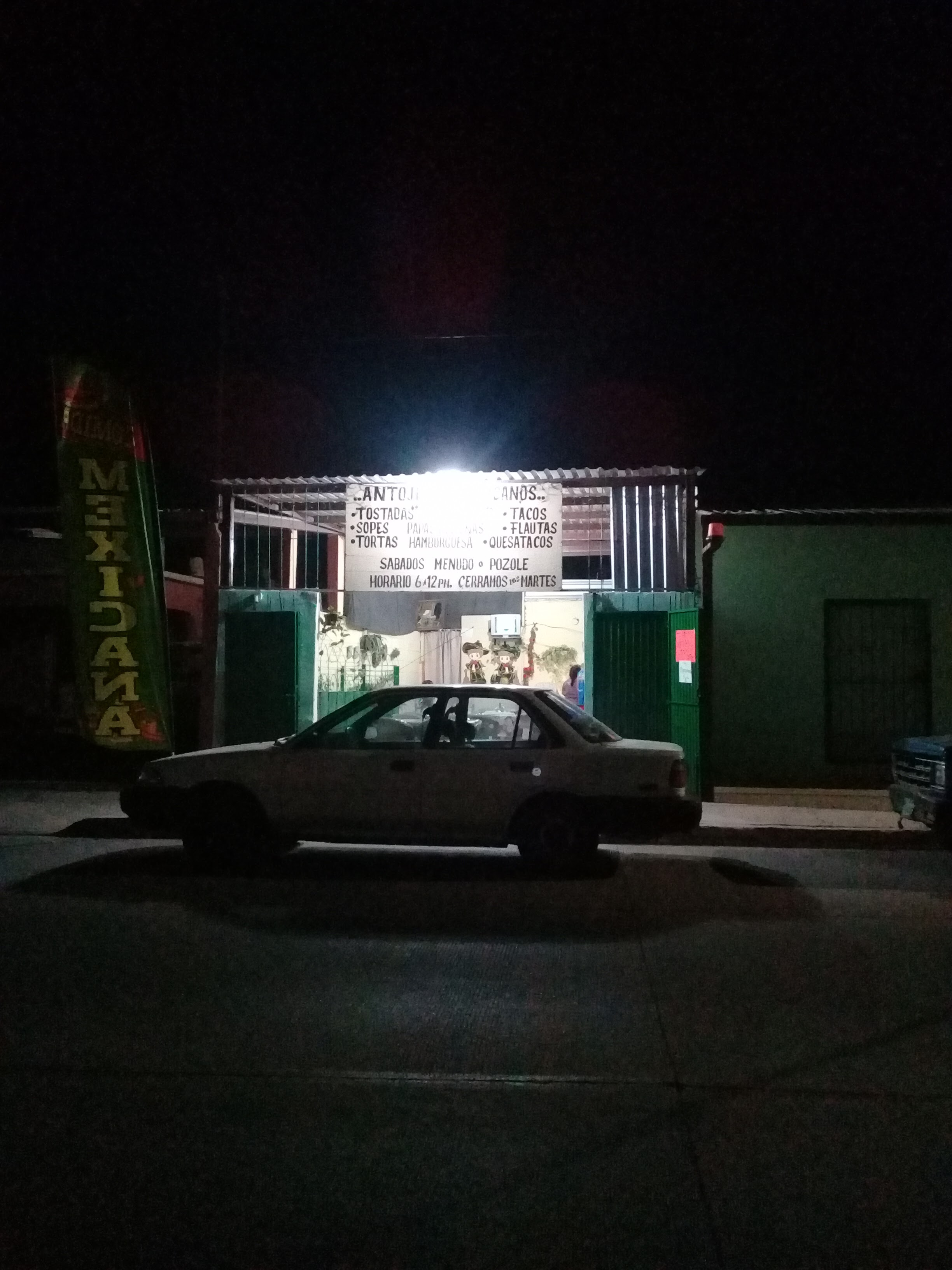 El Bajón Restaurant image 10