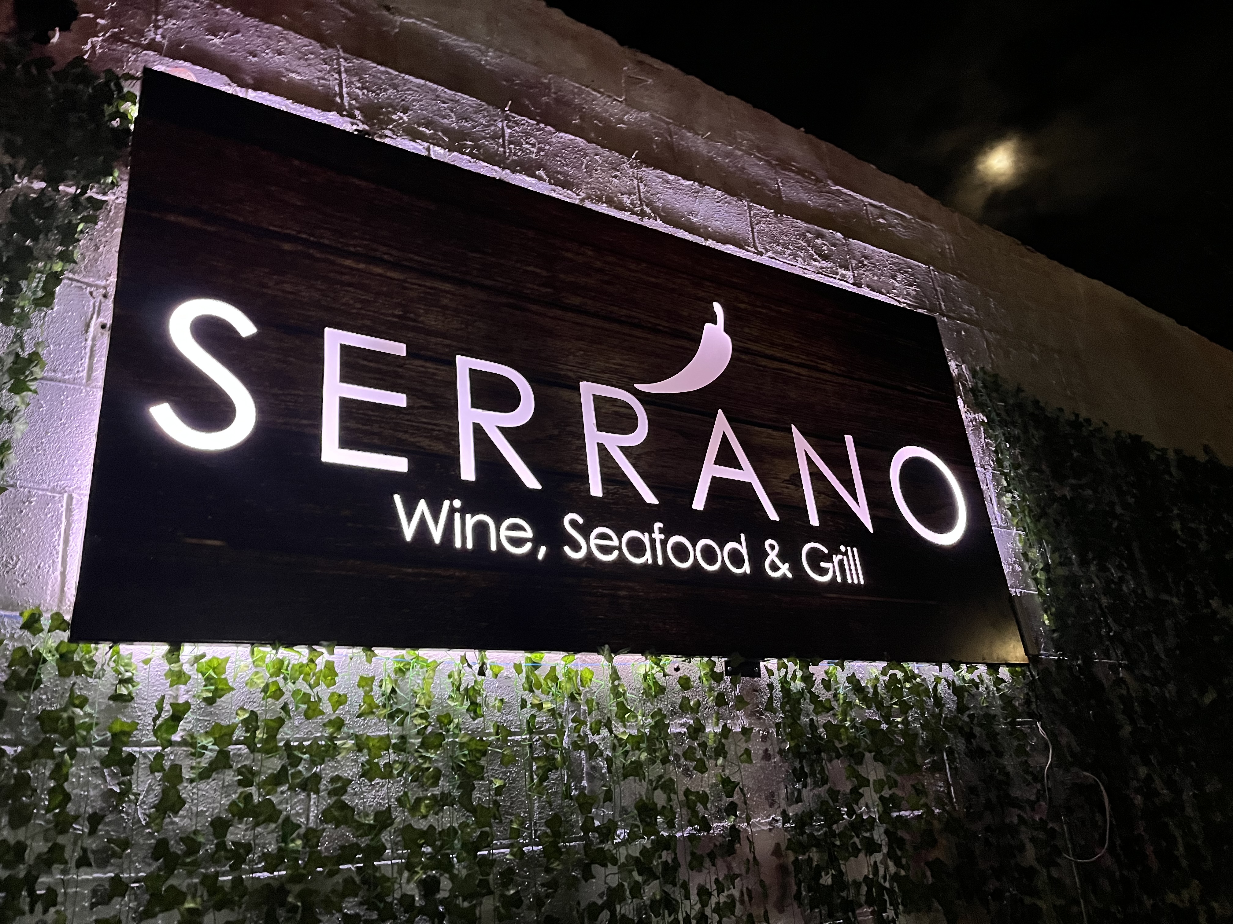 Serrano "Wine, Seafood & Grill" Steakhouse image 9