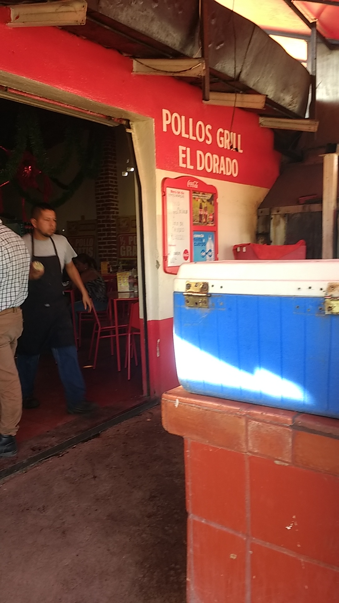 Pollos Grill El Dorado image 9