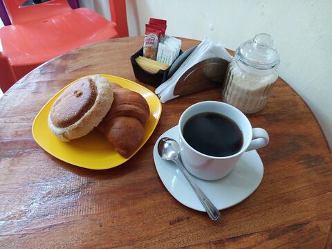 Rojano's Tortas image 3
