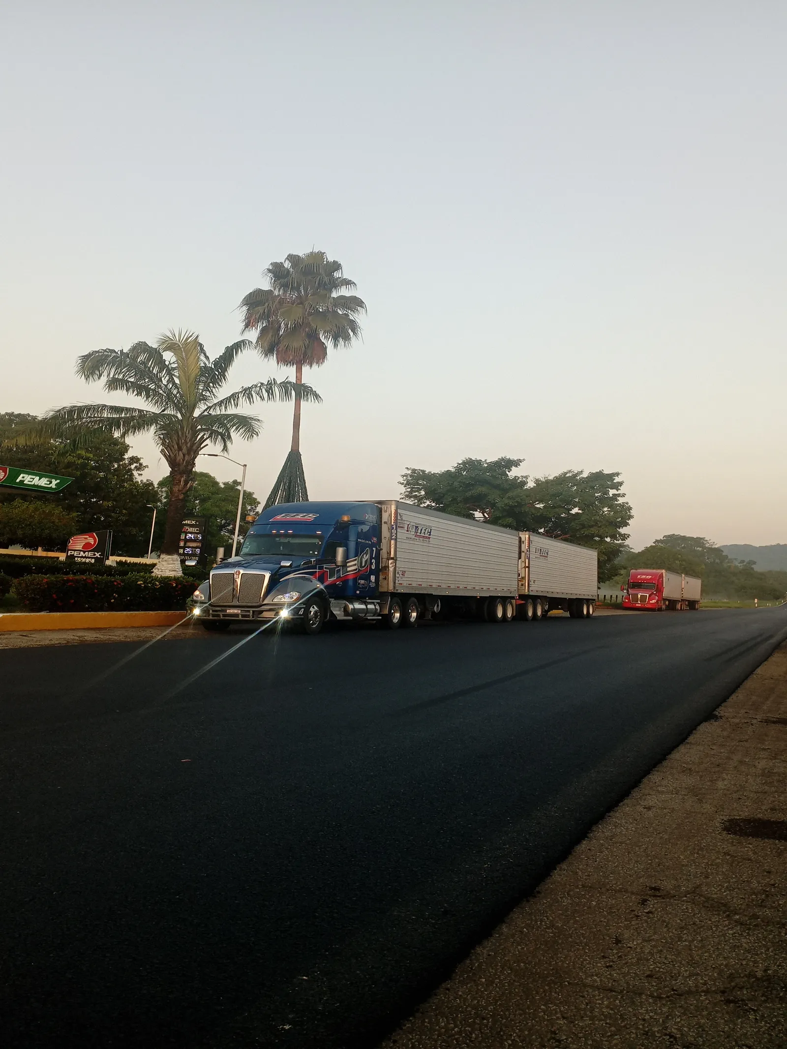 El Buen Sazón image 1