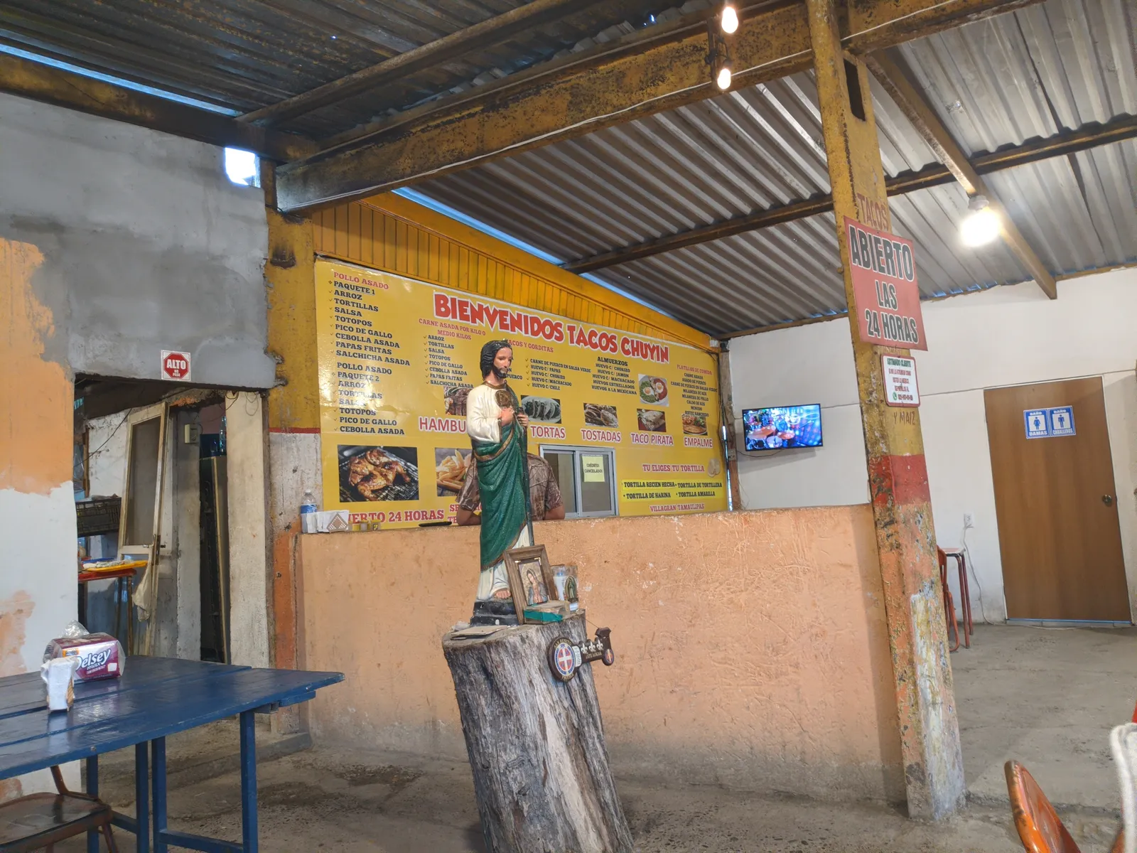 Taquería “Chuyin” image 10