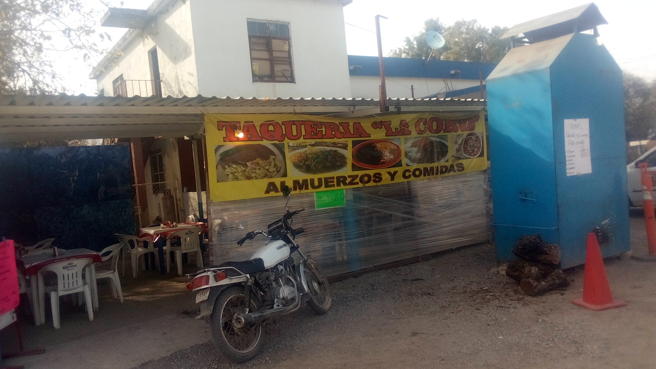 Taqueria "la corba" image 2