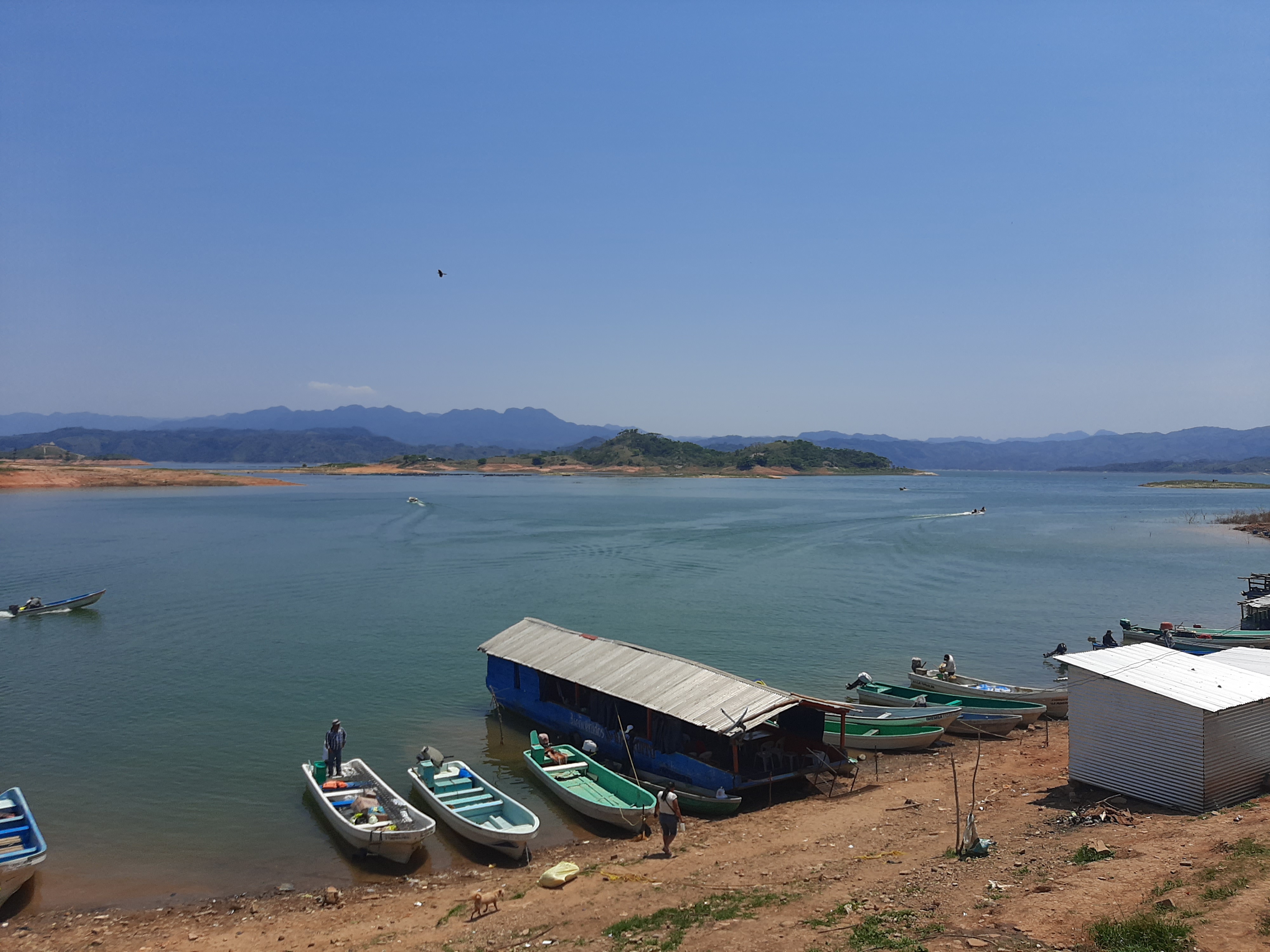 Restaurant familiar " El EMBARCADERO" image 5