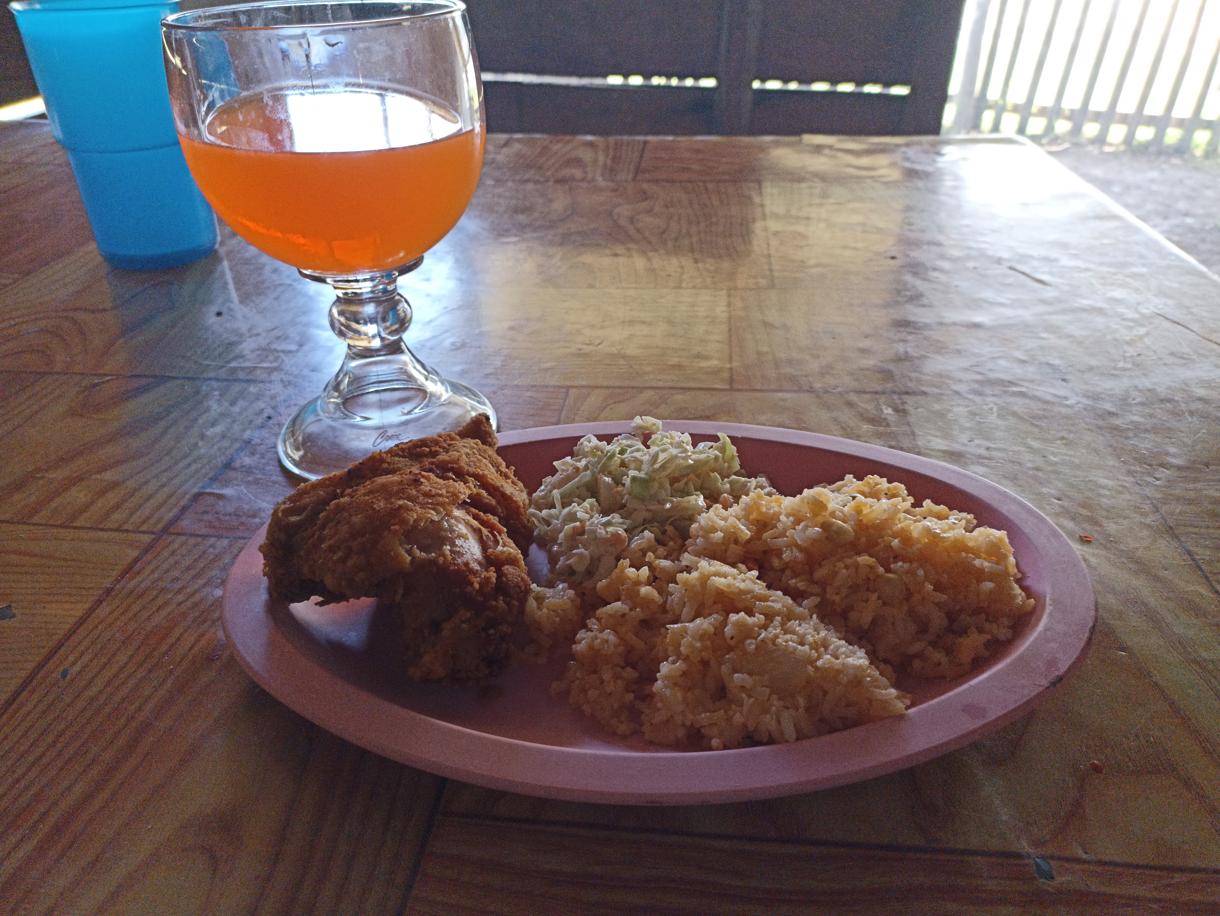 Alfa y Omega image 7