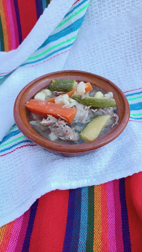 Pozoleria “El tío Jushe “ image 2