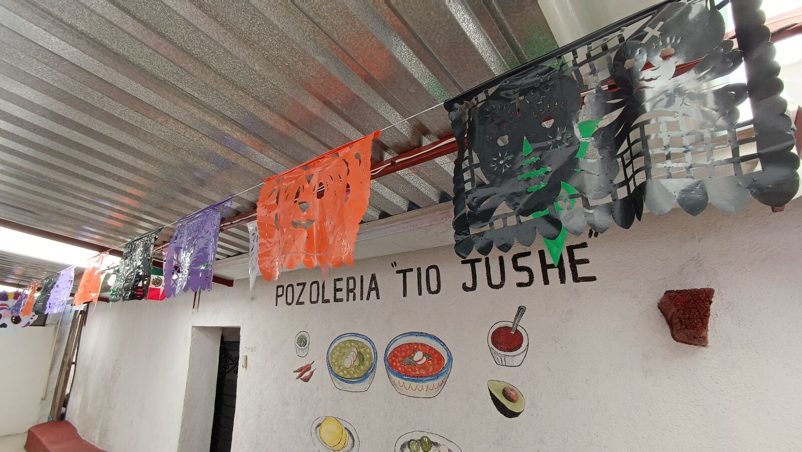 Pozoleria “El tío Jushe “ image 6