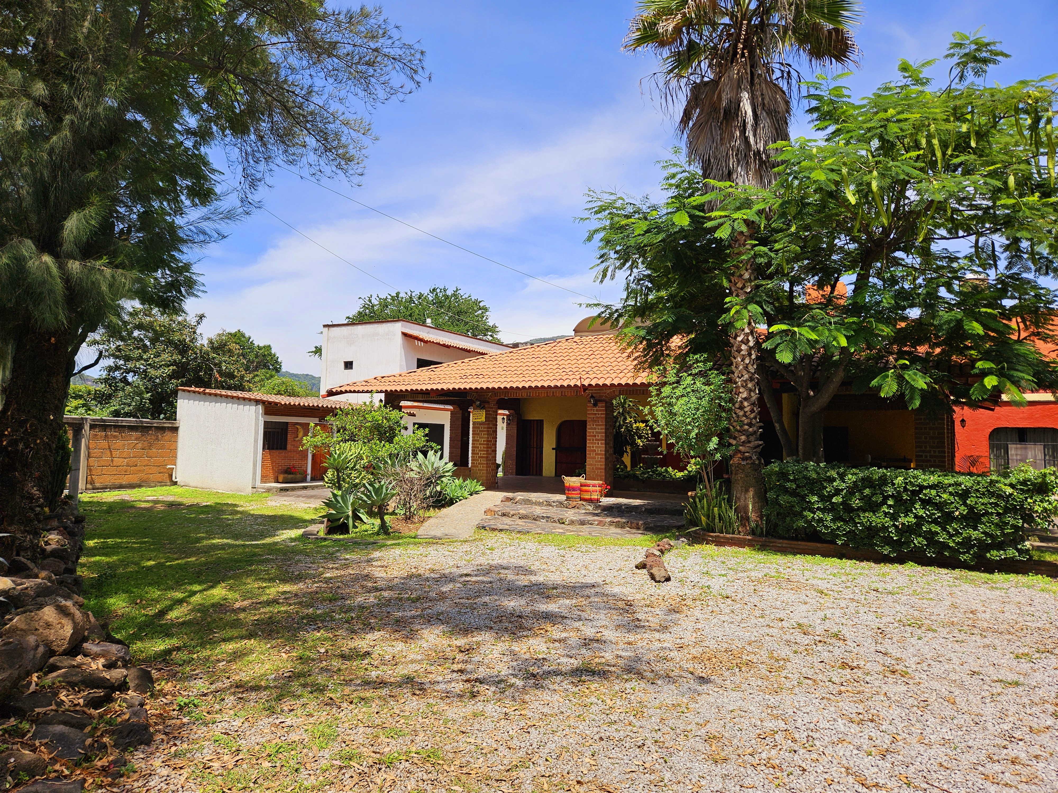 HOTEL-RESTAURANTE LA RENACUAJA image 3