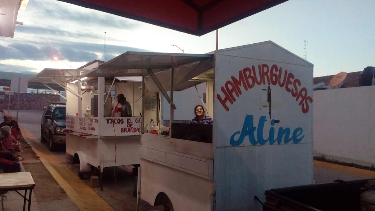 Aline burguers' image 2