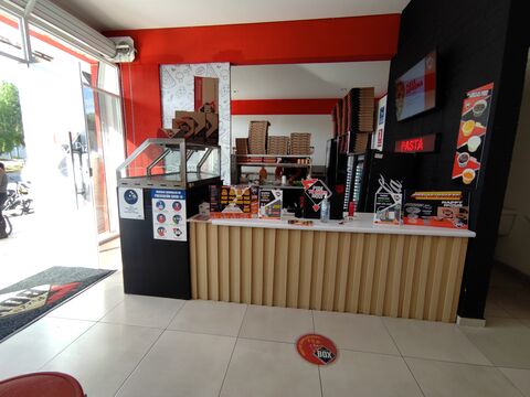 Pizza Box, Plaza Miradores image 4