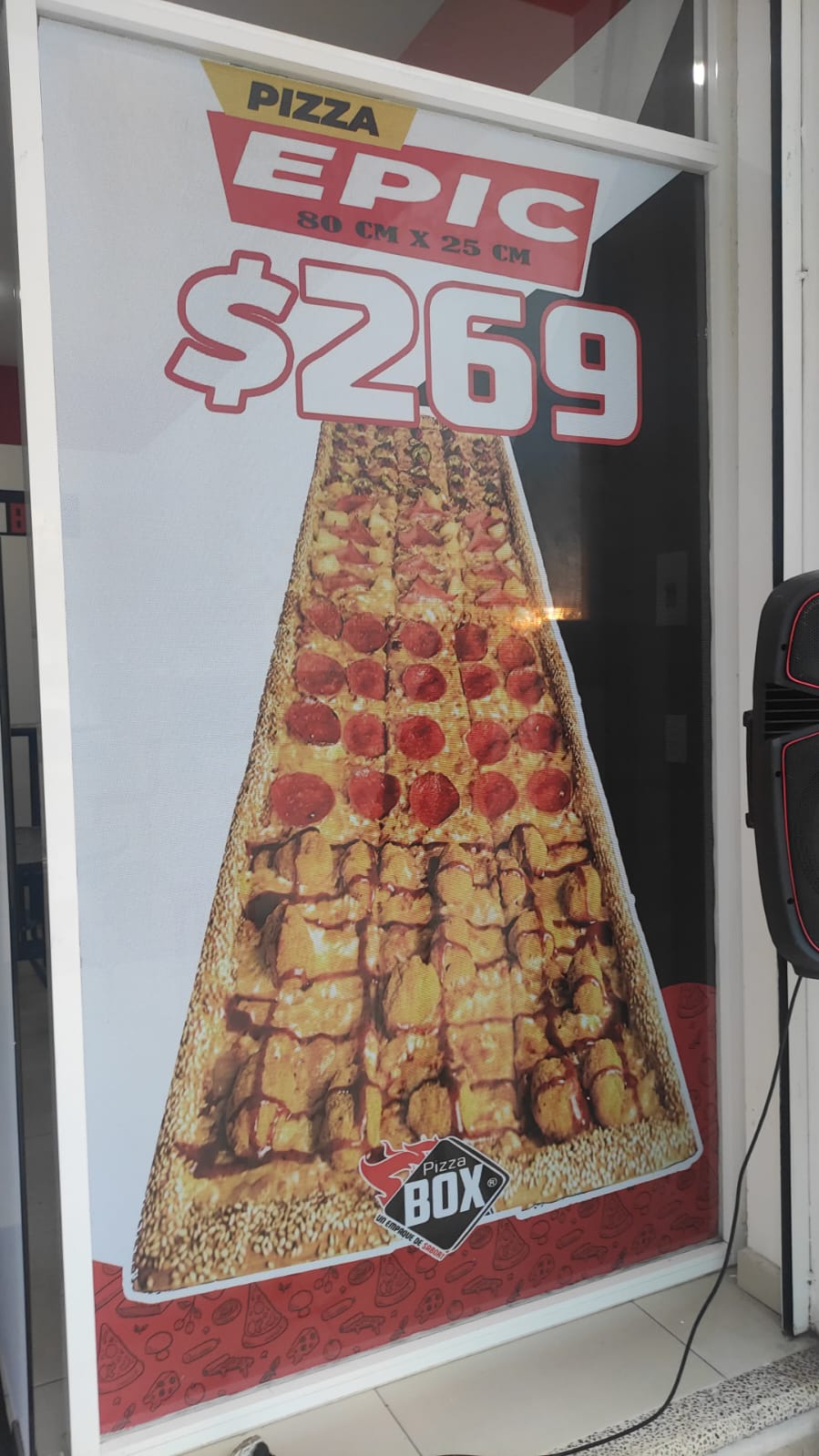 Pizza Box, Plaza Miradores image 6