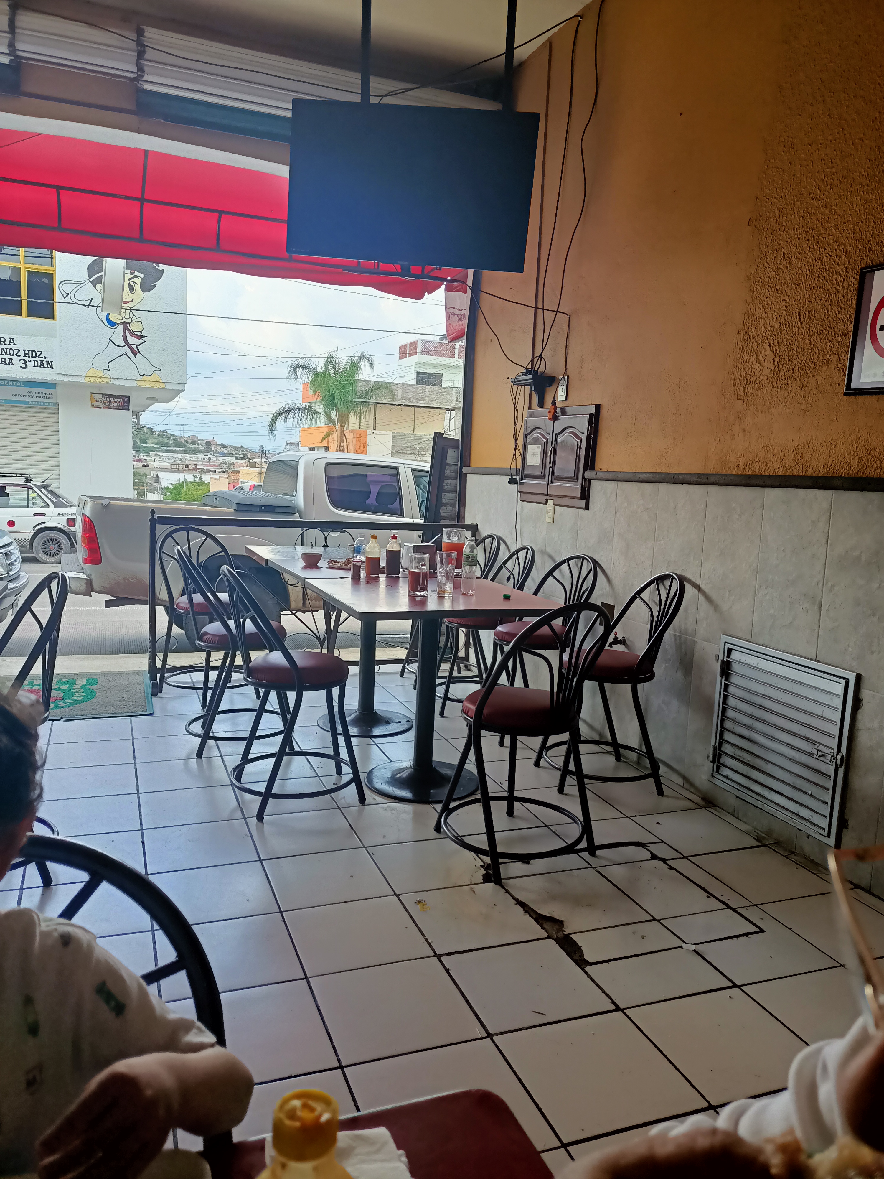 Patitas Doradas Don Lioba image 4