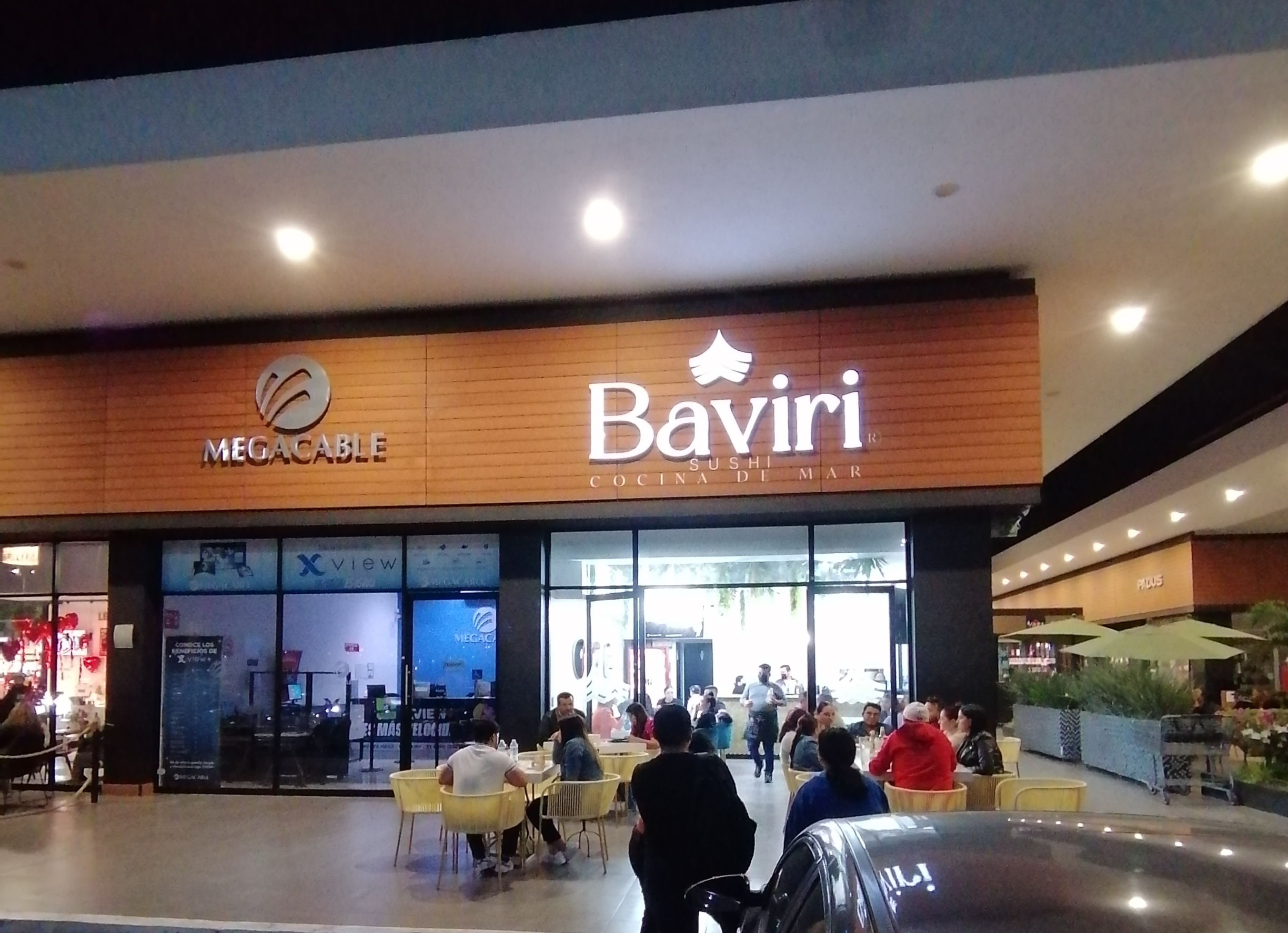 Baviri Sushi Cocina de Mar image 1