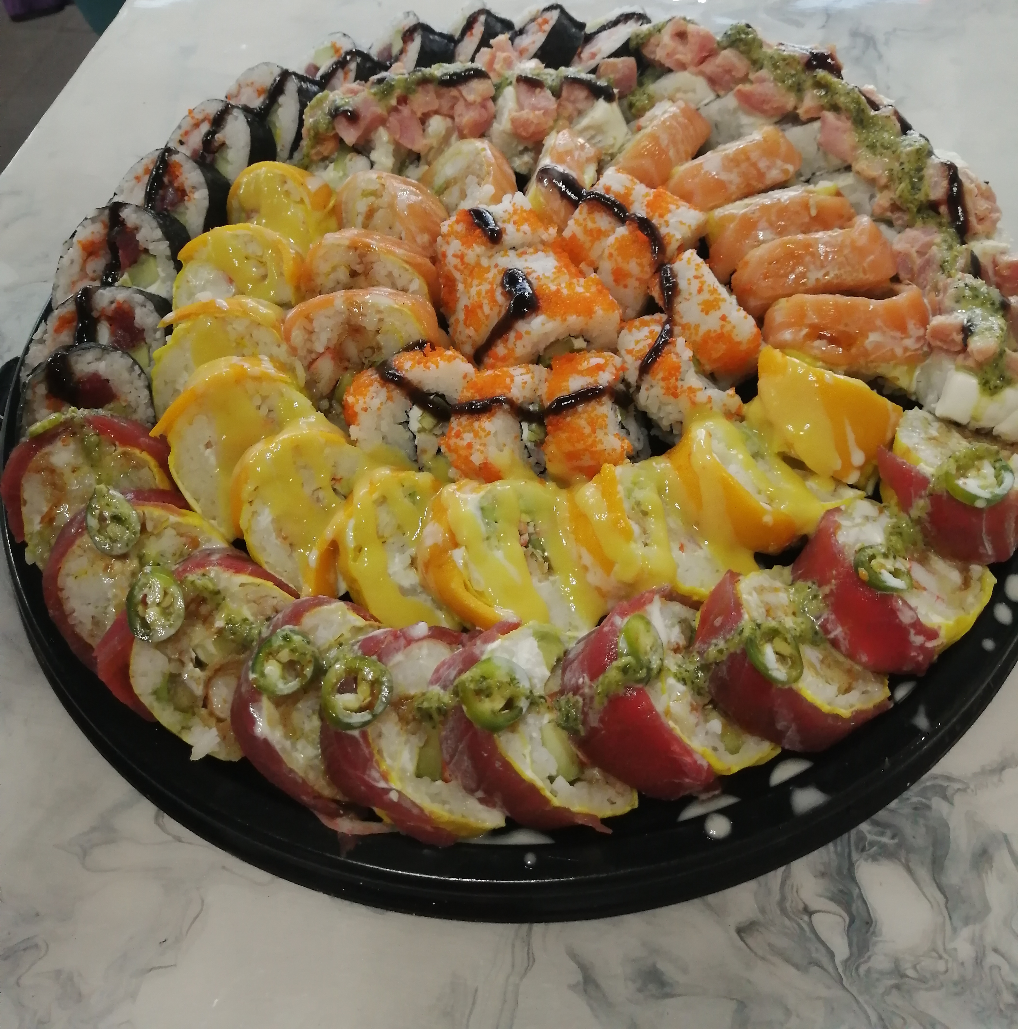 Baviri Sushi Cocina de Mar image 2