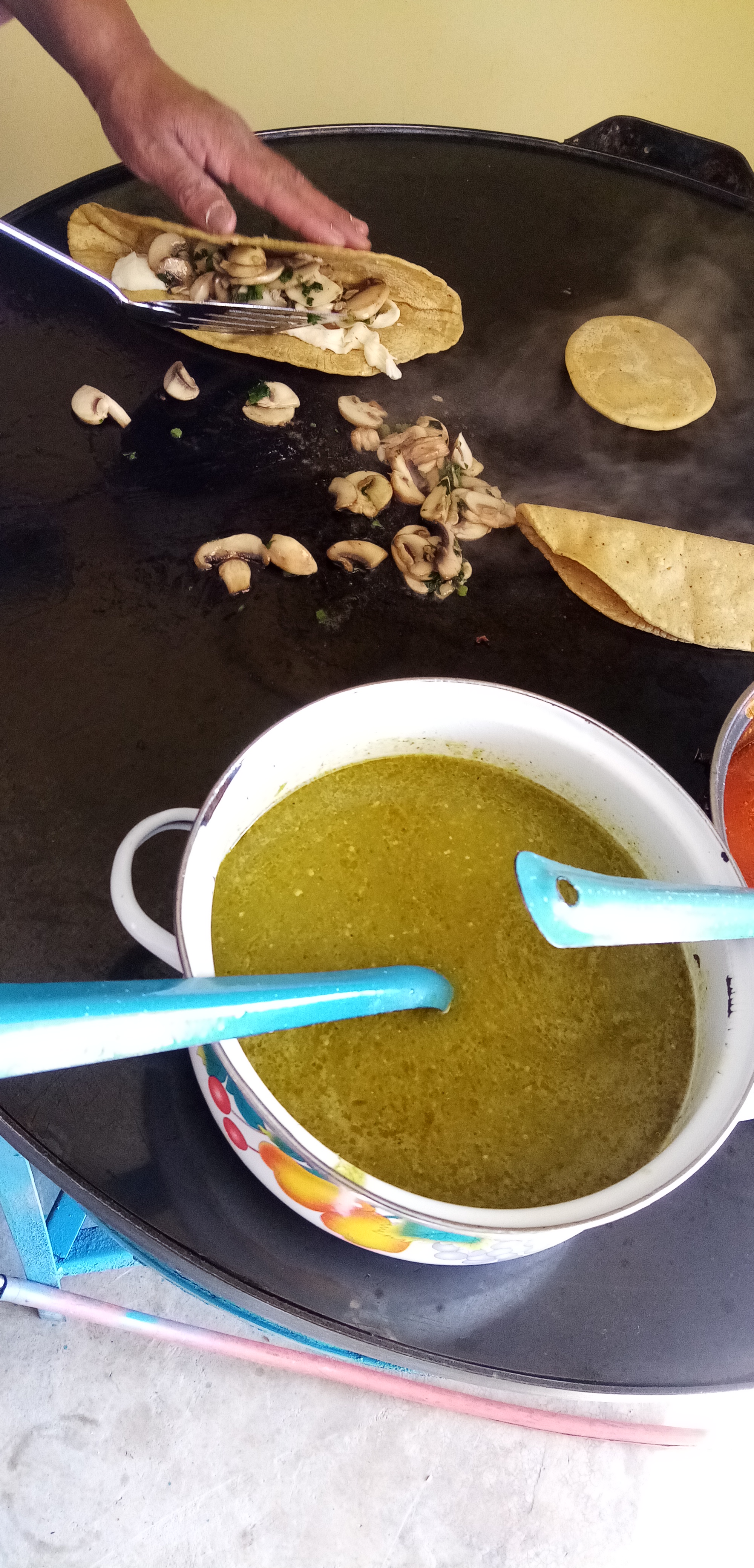 Antojitos Doña Mag image 4