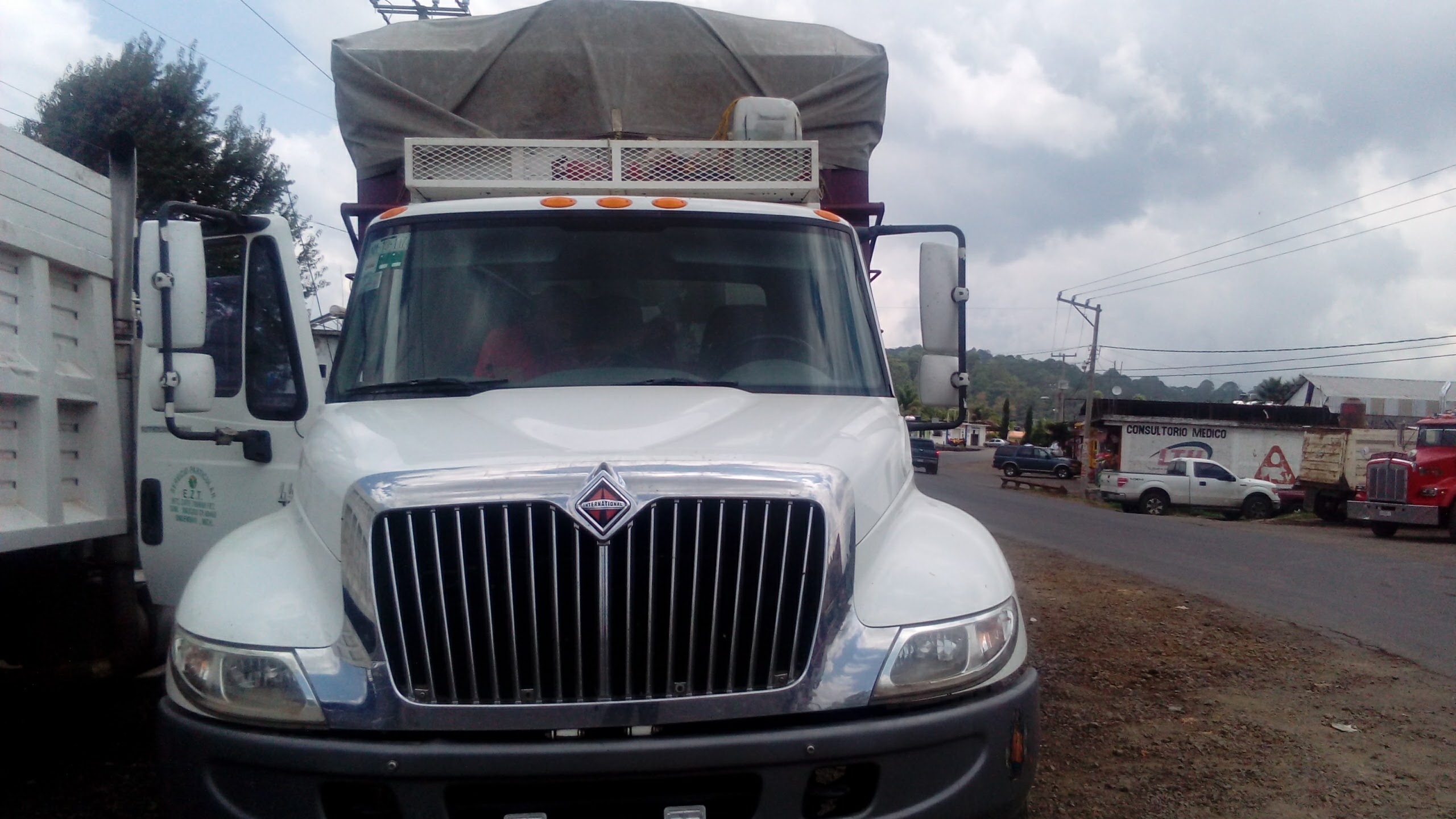 Taqueria "¿Aguantas 30?" image 4