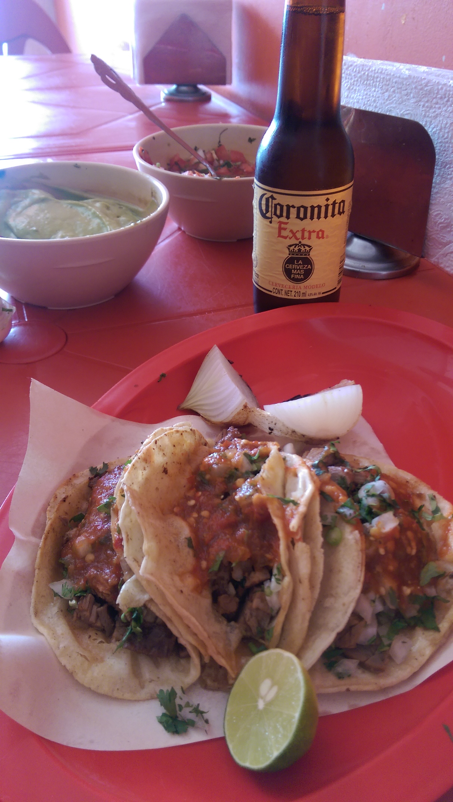 Taqueria "¿Aguantas 30?" image 6