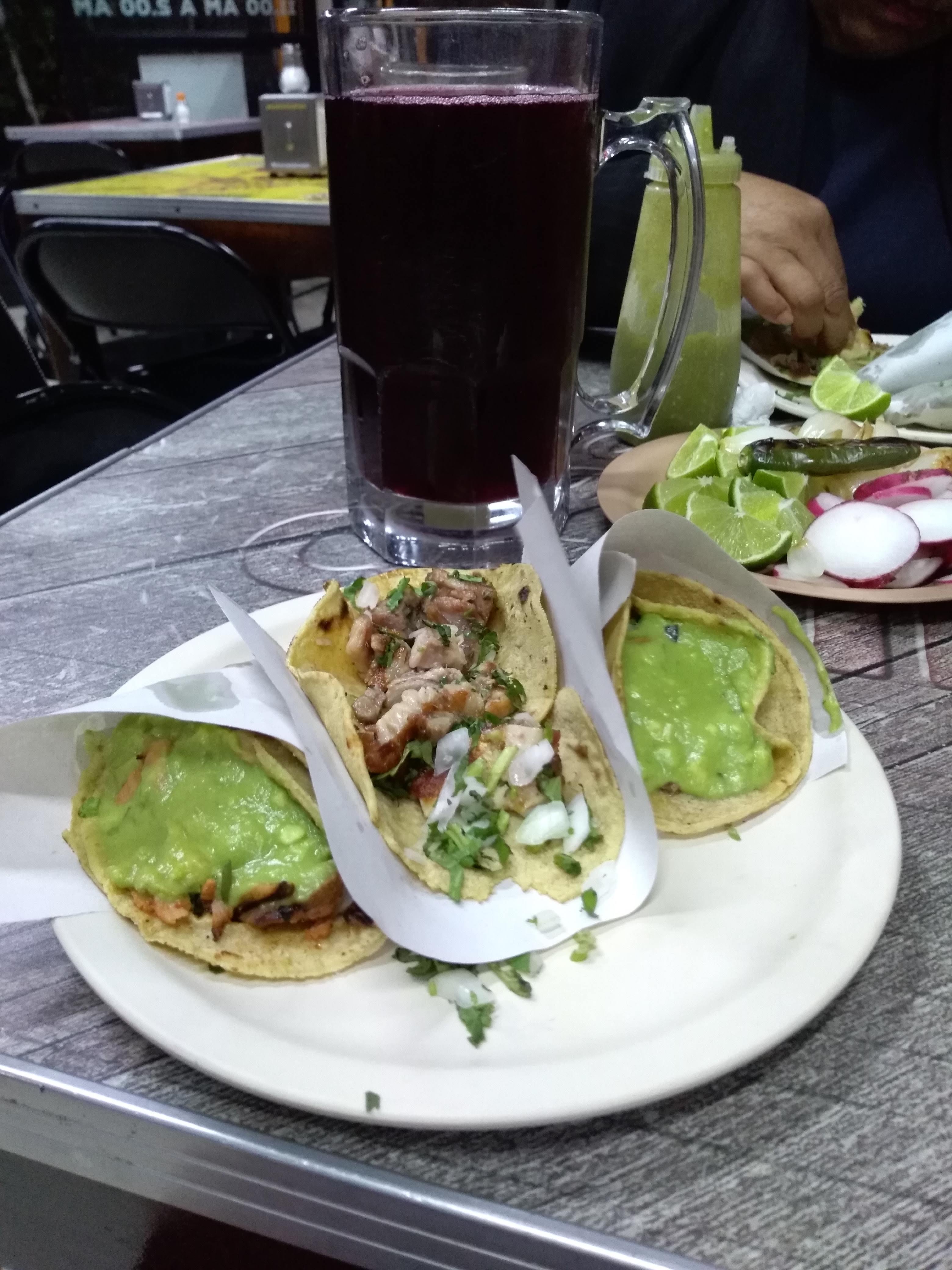 Tacos El Amigo image 1