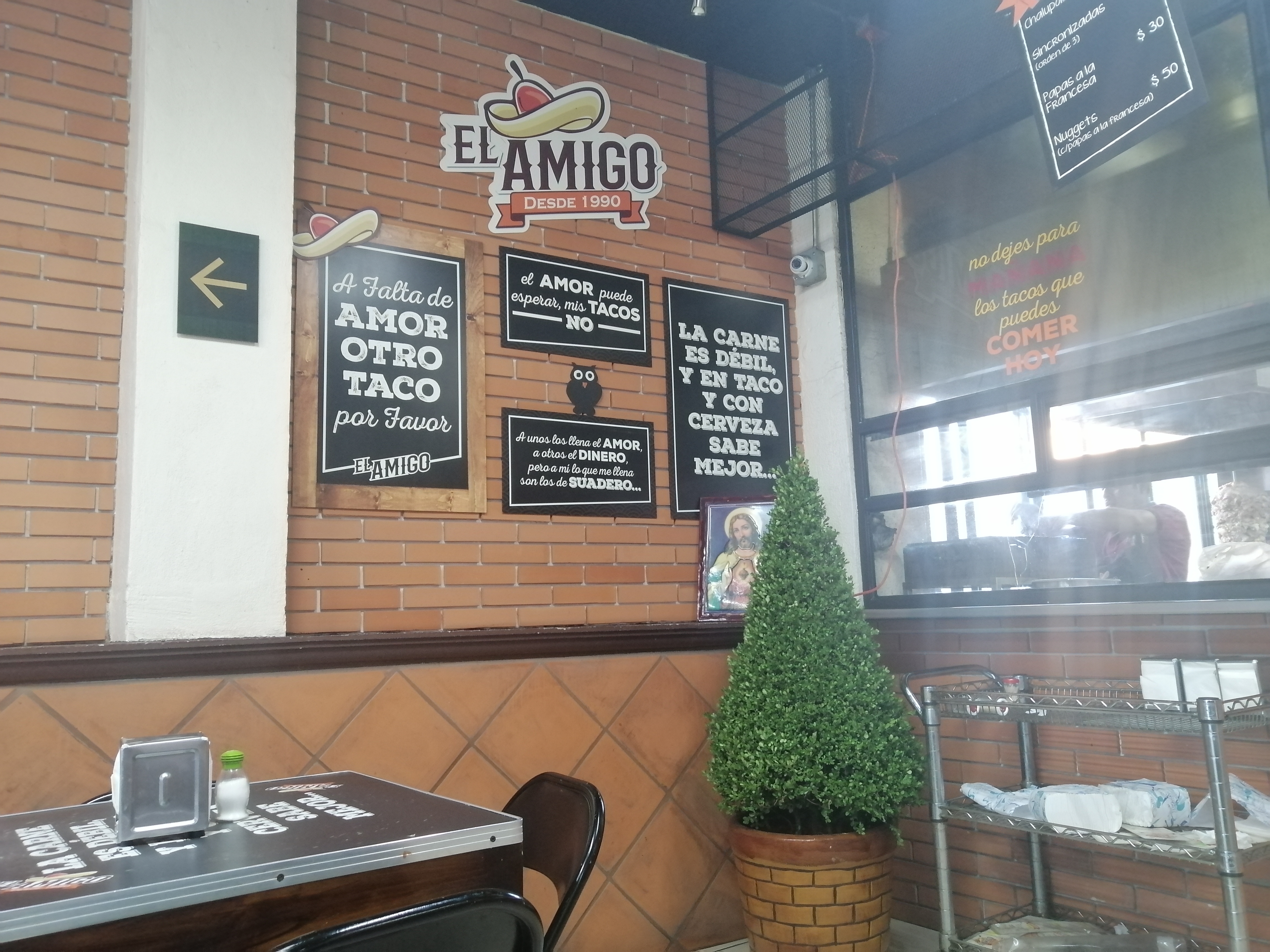 Tacos El Amigo image 9