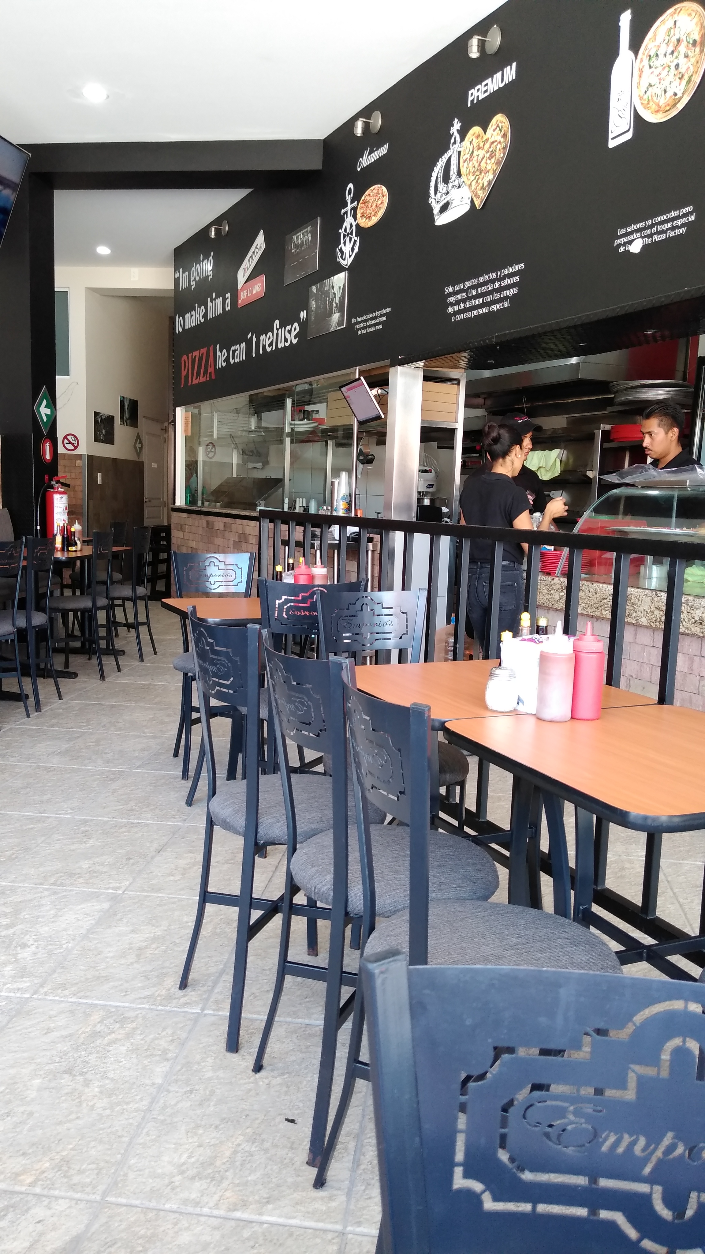 Emporios Pizza sucursal Av. Oaxaca image 2