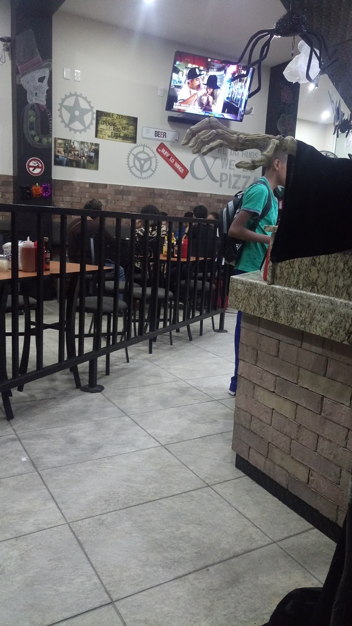 Emporios Pizza sucursal Av. Oaxaca image 7