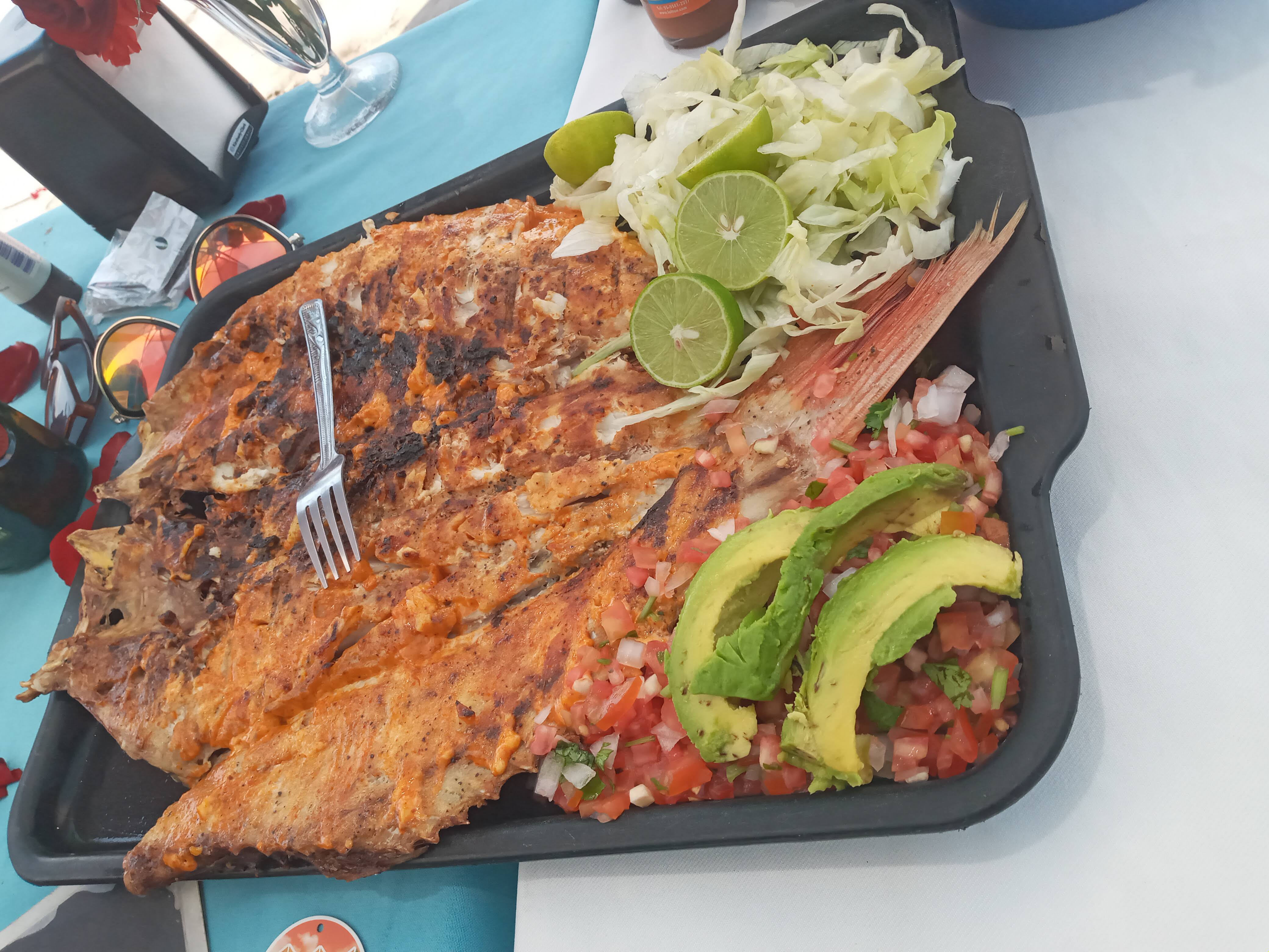 Mariscos El Tomates image 7