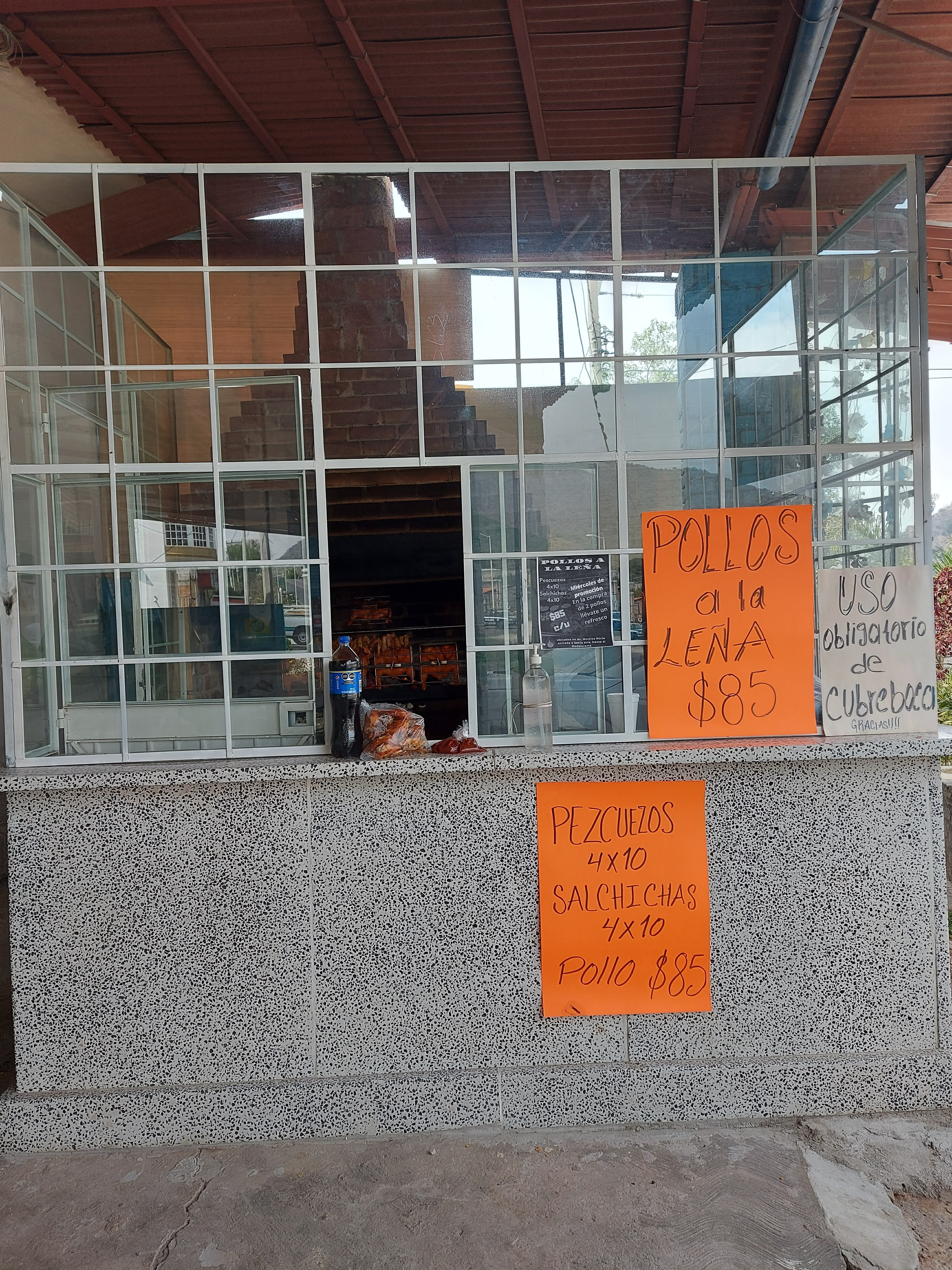 Pollos a la leña image 3