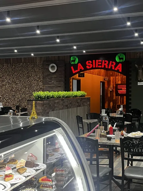Pizzeria La Sierra image 4