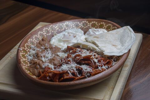La Hacienda Desayunador image 1