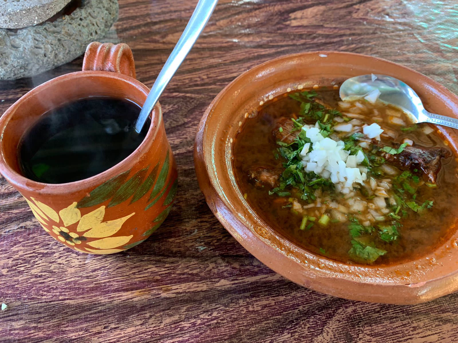 Birria tatemada y menudo al horno image 1