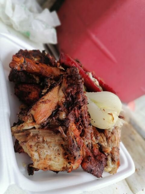 POLLOS LA ESTACION image 1