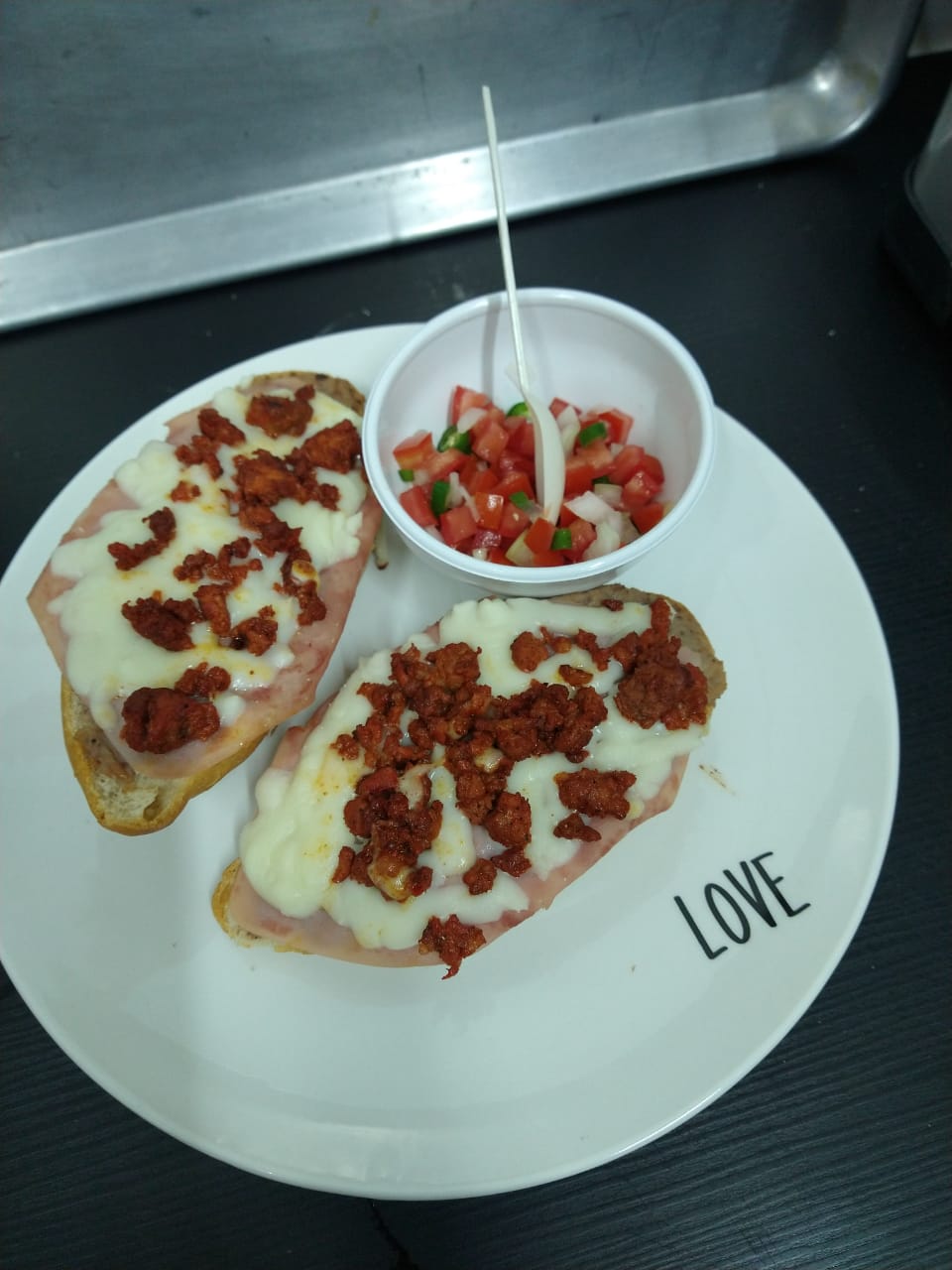 Los Cuates Restaurant image 4