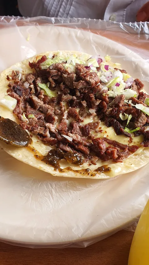 "El Sinaloense" taco place image 5