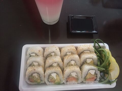 Sushi Maki image 3