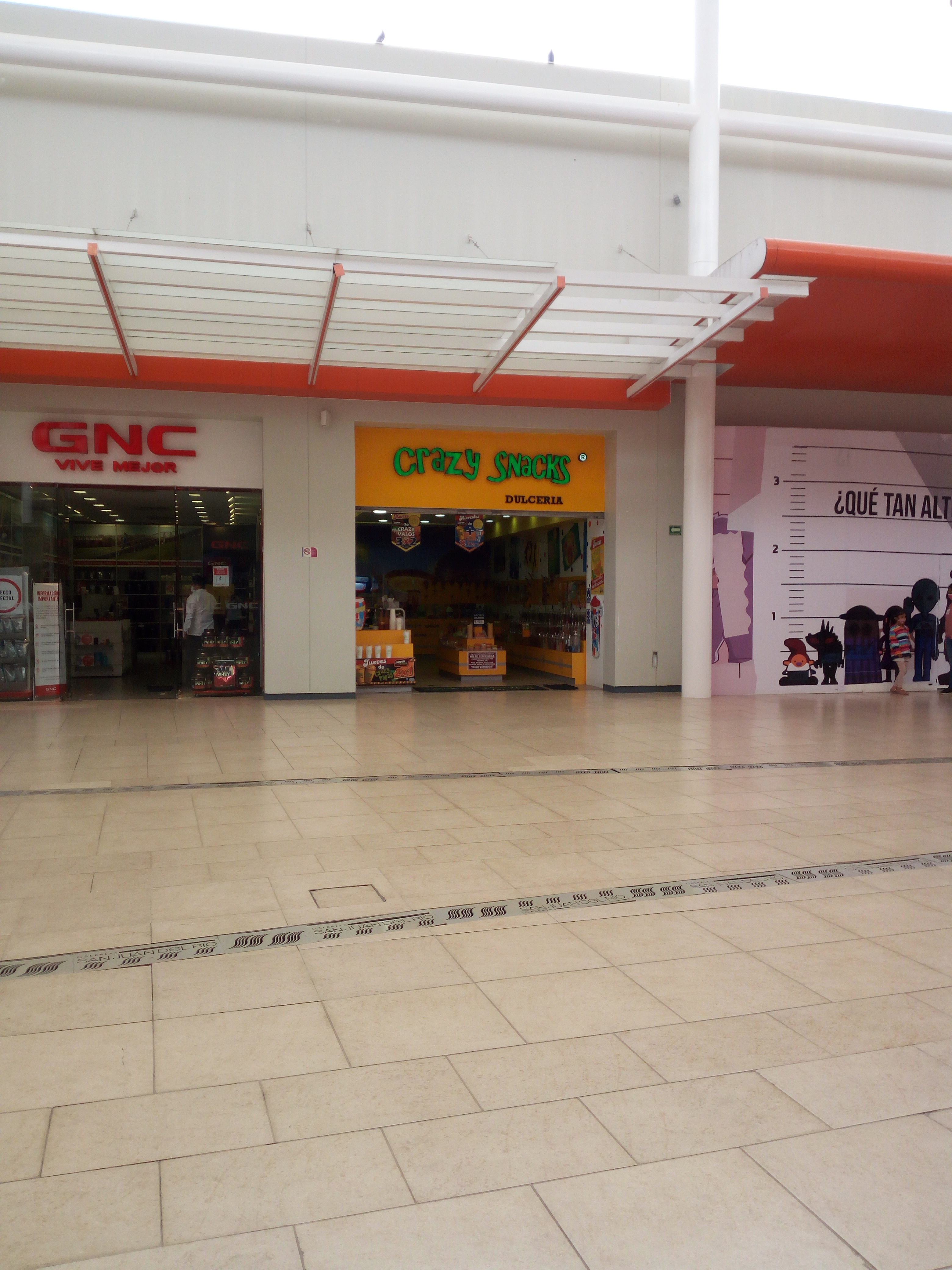 Crazy Snacks Galerías San Juan del Río image 6