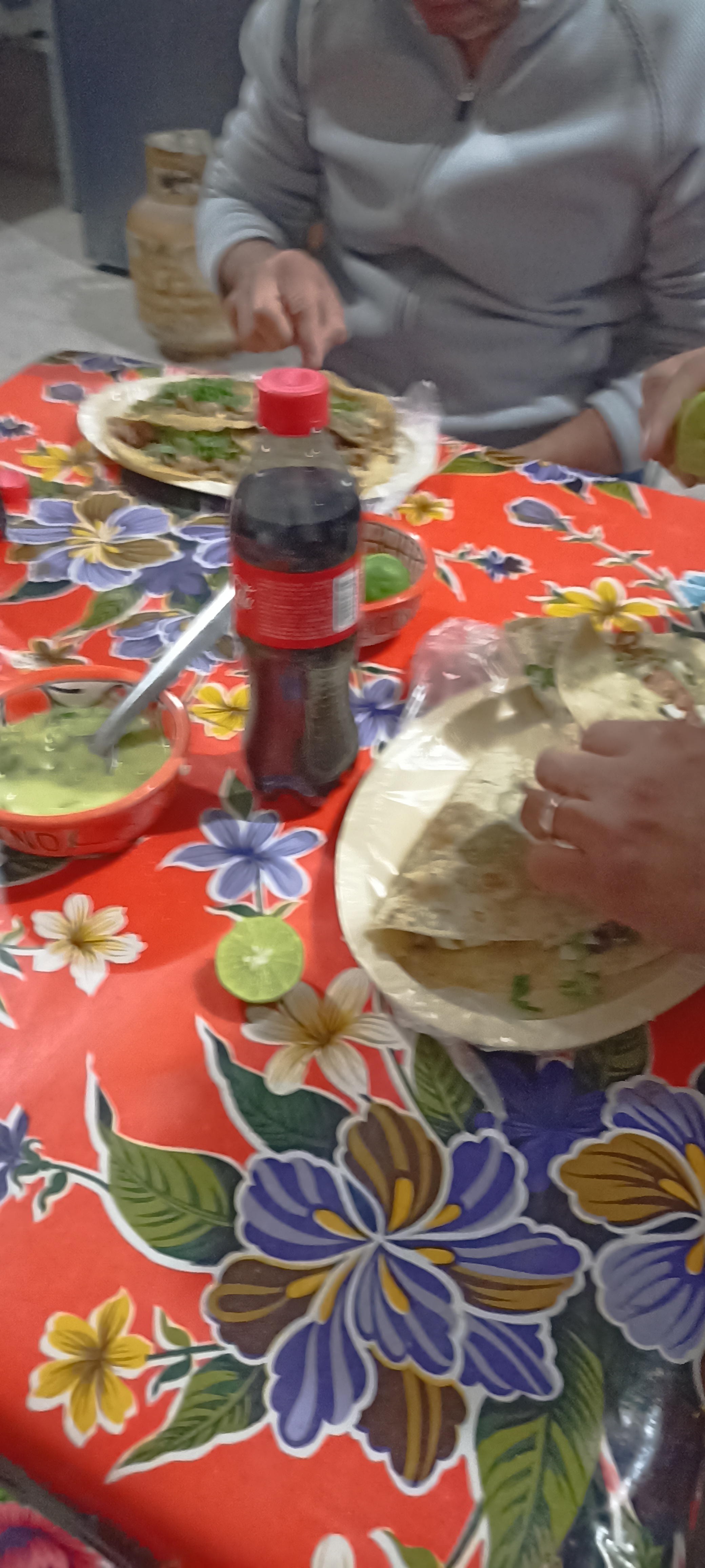 Tacos el Vecino image 4