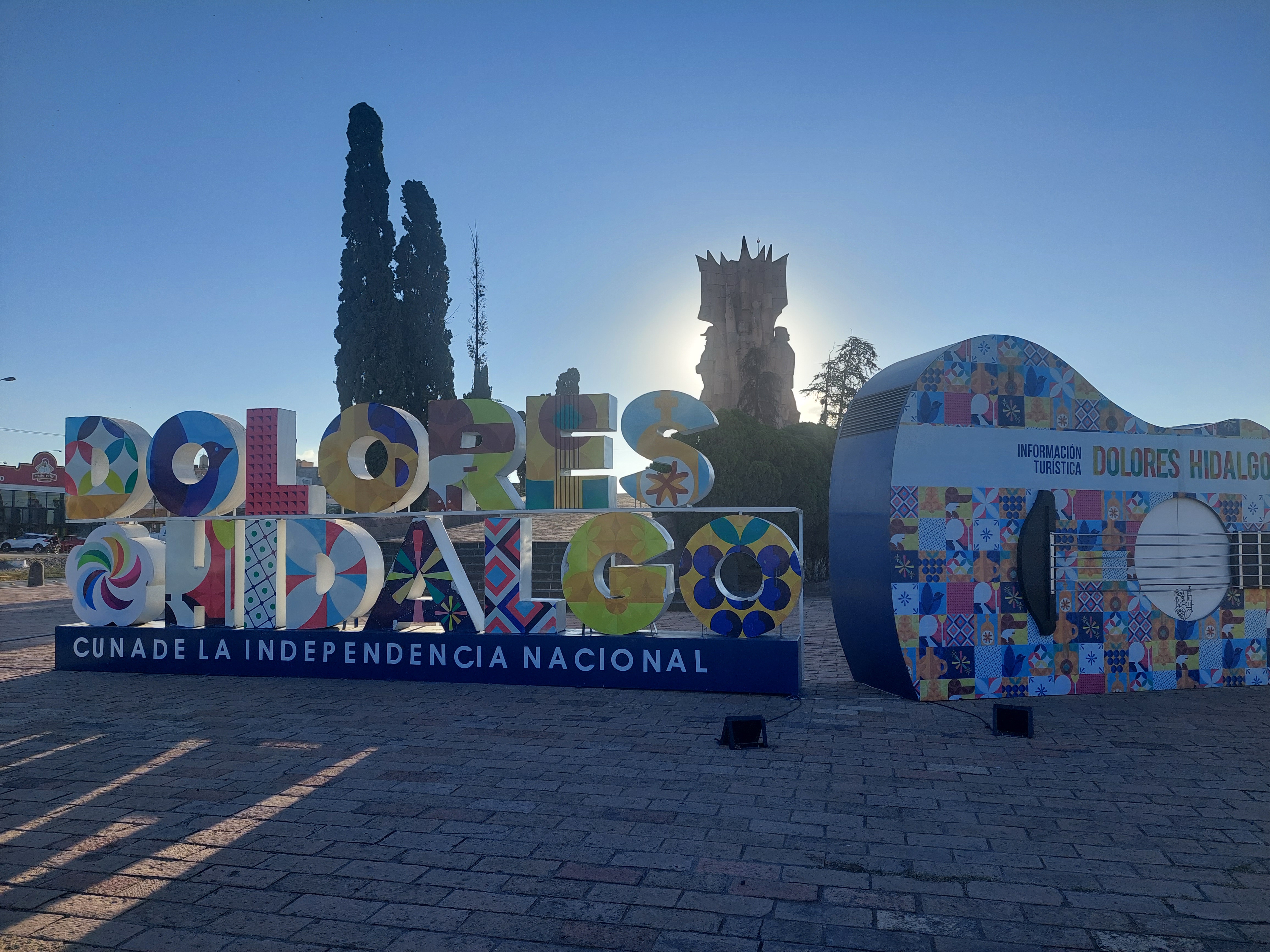 El Pollo Feliz image 3