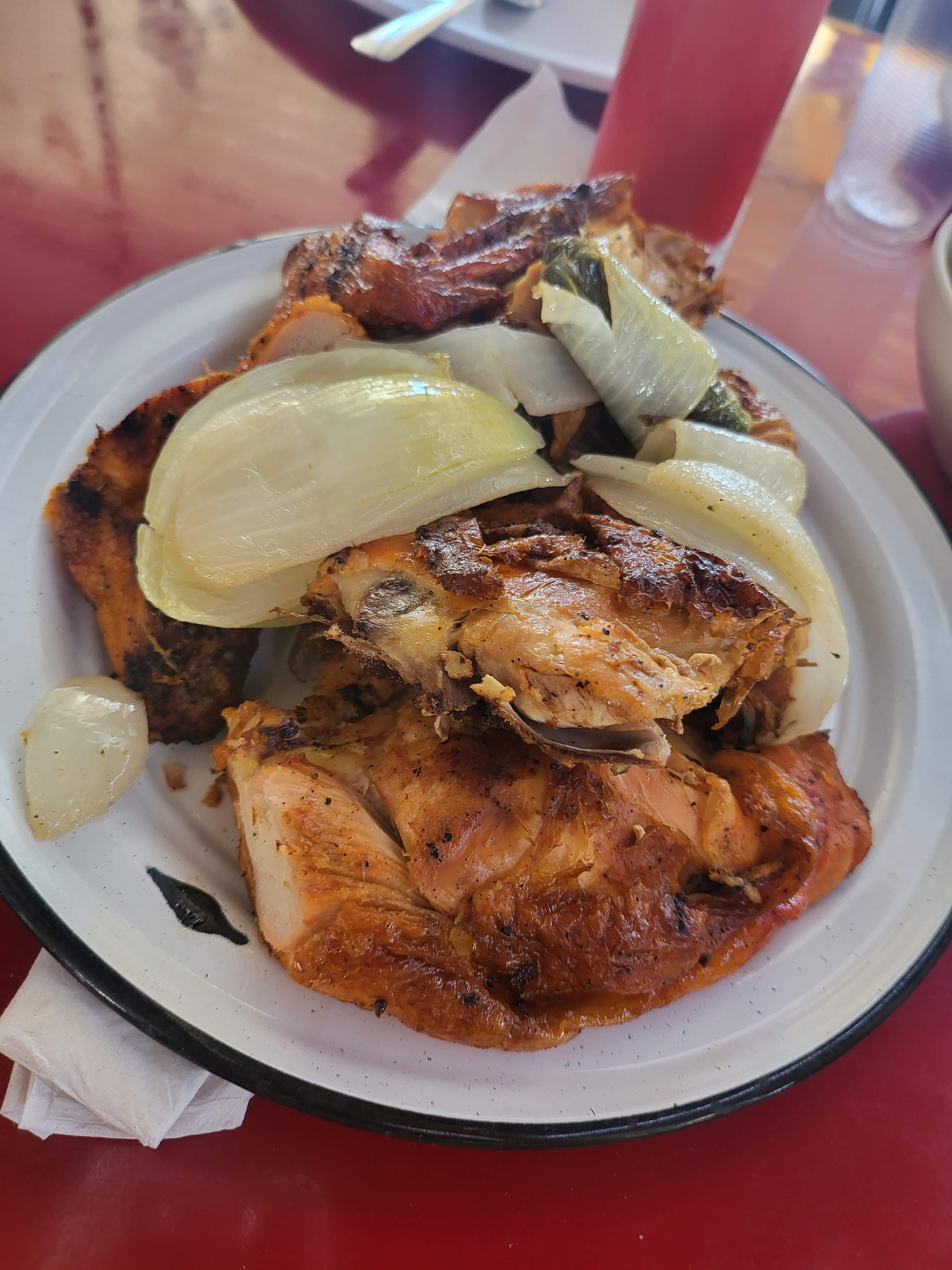 El Pollo Feliz image 7