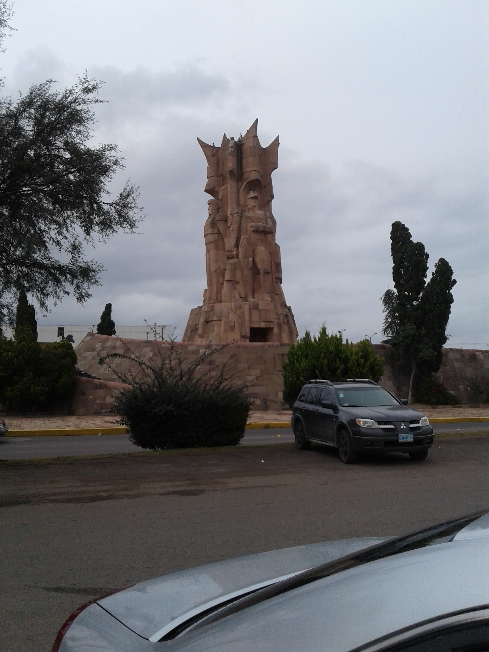 El Pollo Feliz image 10