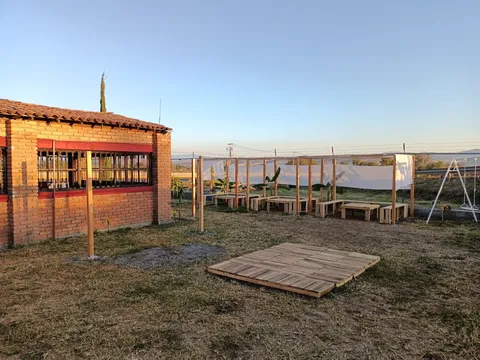 Los Jarros image 6