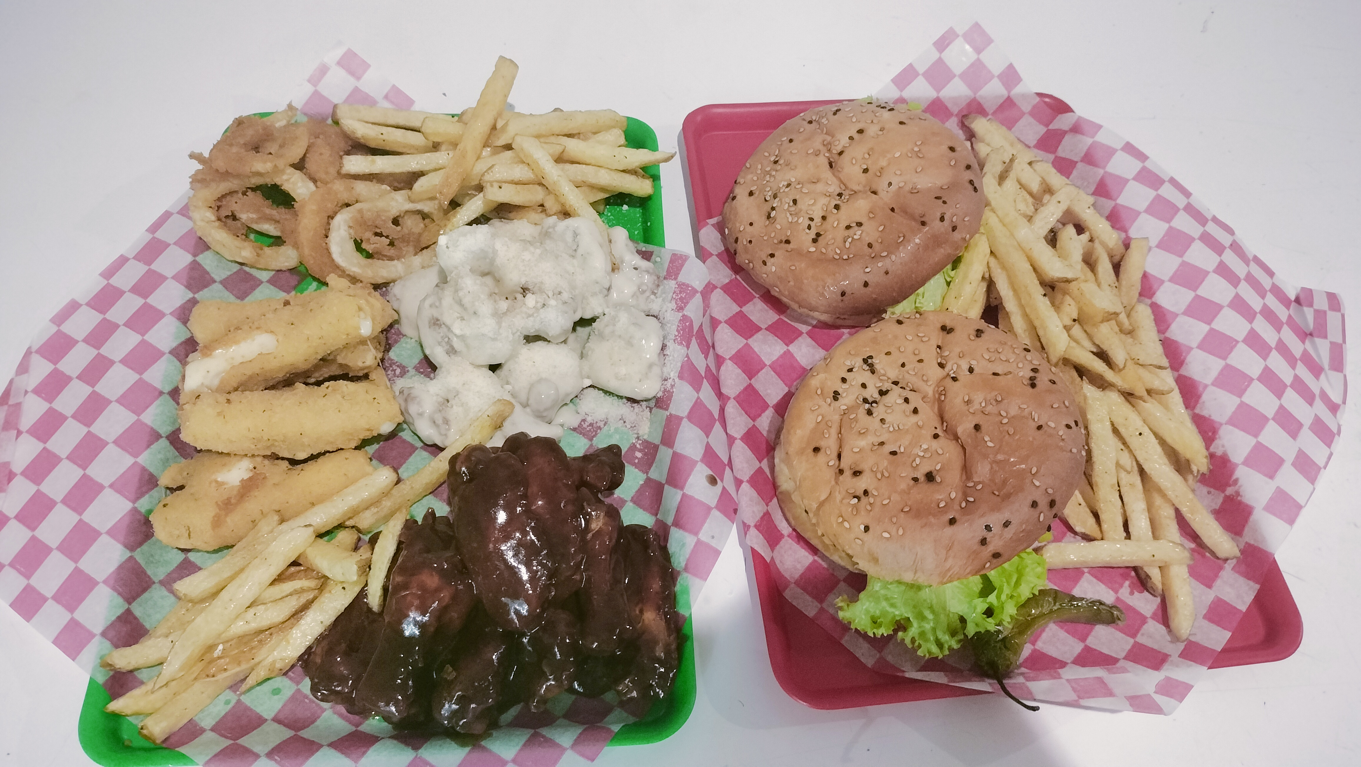 Roger's Burger image 4